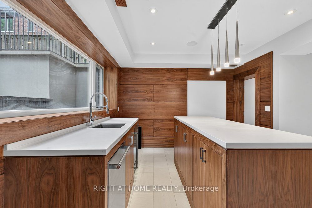 255 Willowdale Avenue Property Photo 46
