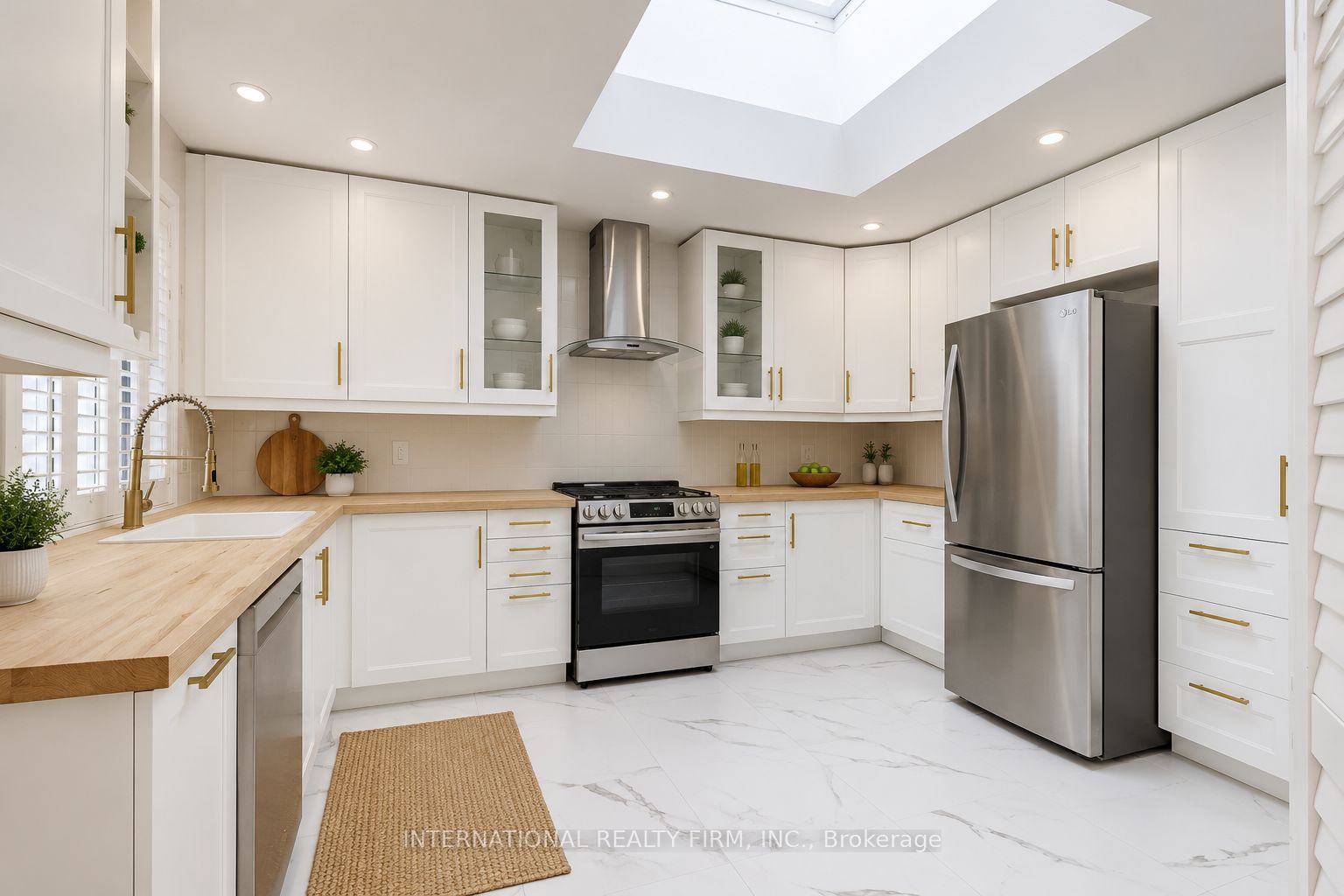 337 Glen Road Property Photo 2