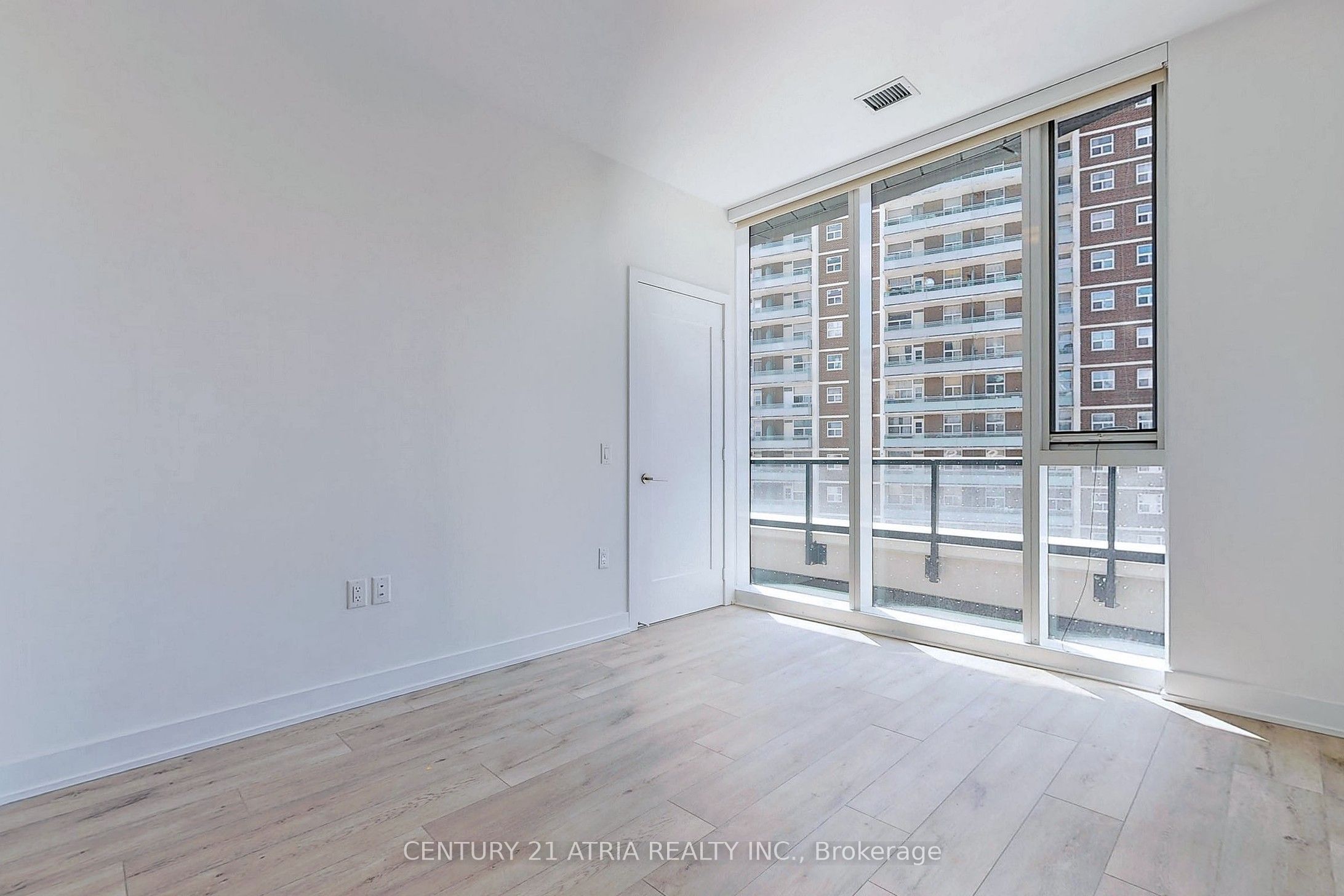 585 Bloor Street E 420 Property Photo 19
