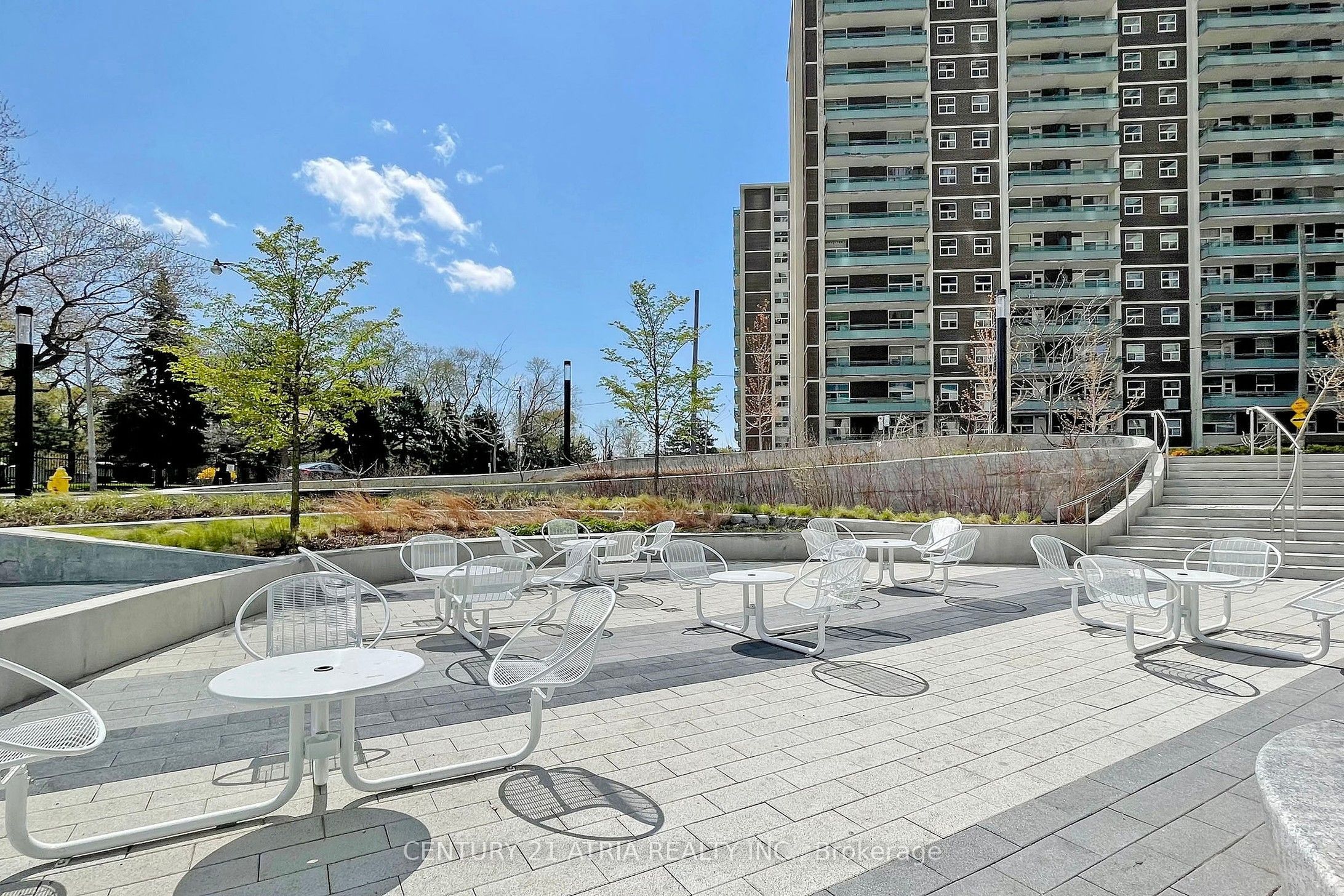 585 Bloor Street E 420 Property Photo 37