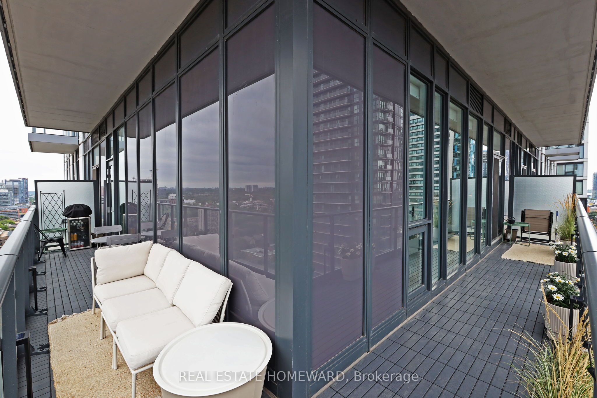 251 Jarvis Street 2006 Property Photo 21