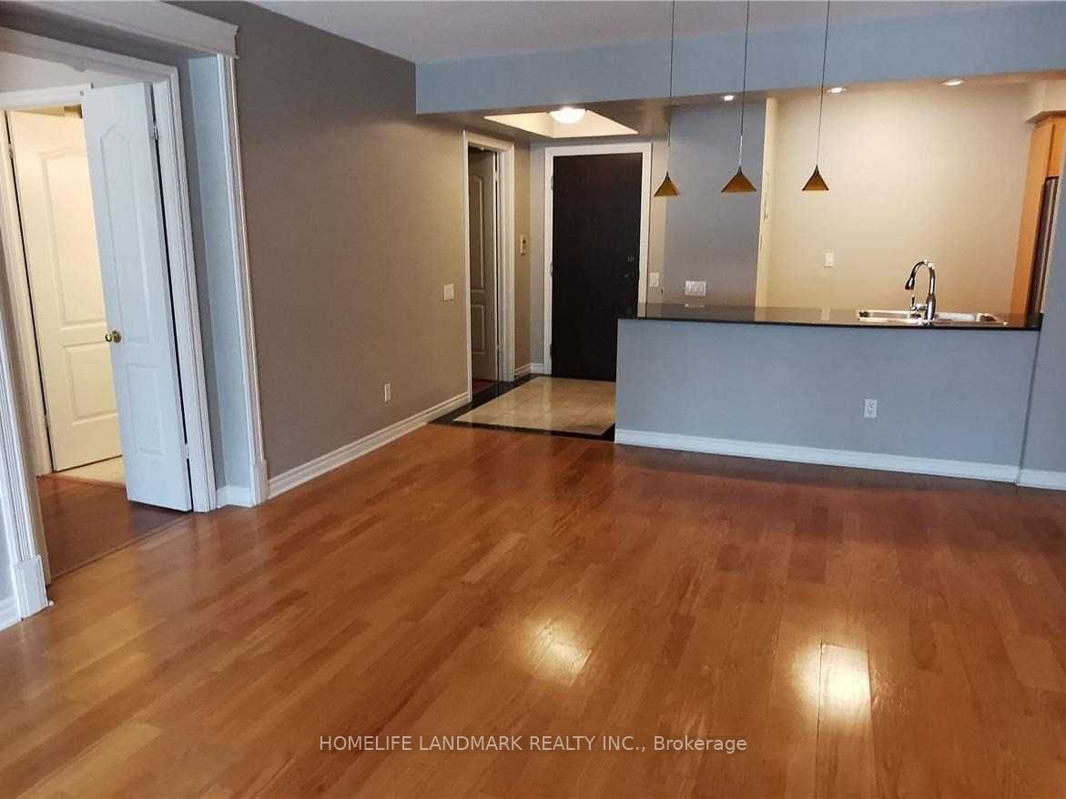 18 William Carson Crescent 304 Property Photo 9