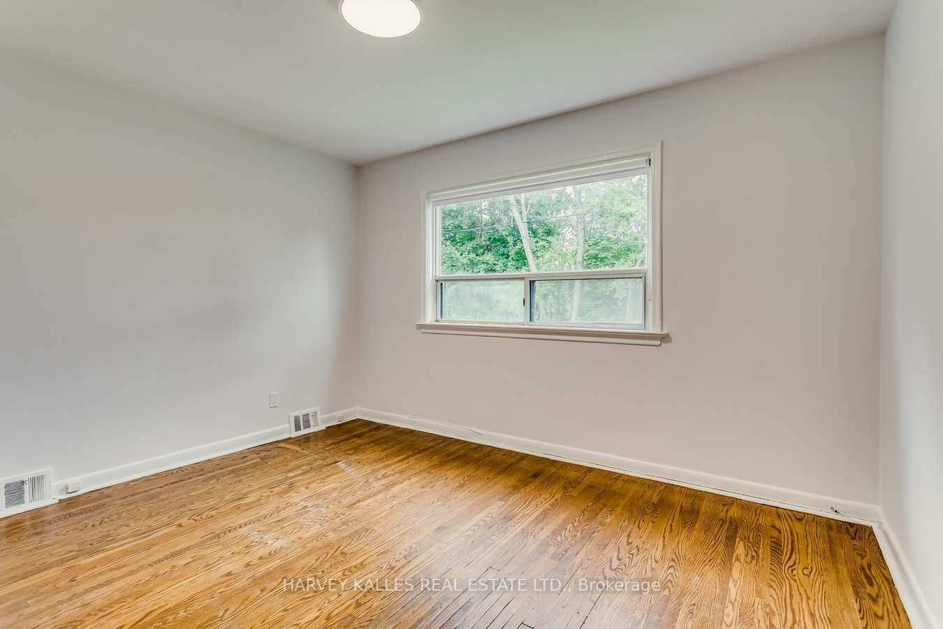 135 Combe Avenue Property Photo 23