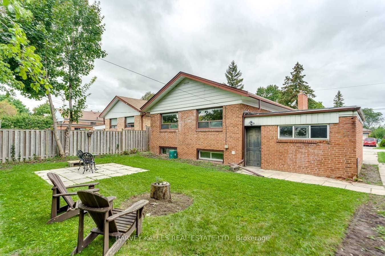 135 Combe Avenue Property Photo 32