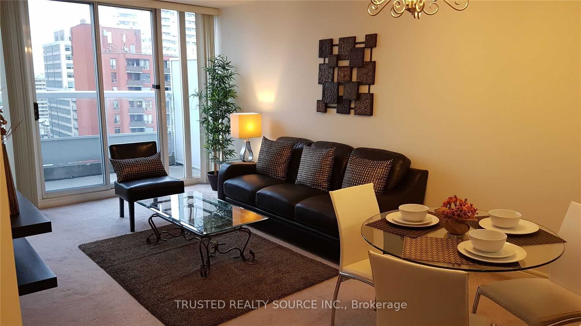 43 Eglinton Avenue E 1808 Property Photo 6