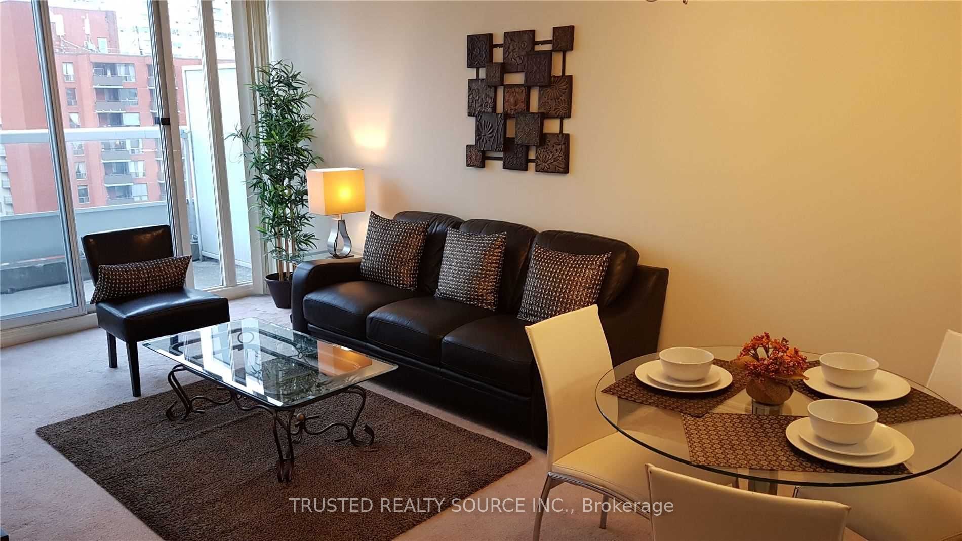 43 Eglinton Avenue E 1808 Property Photo 7