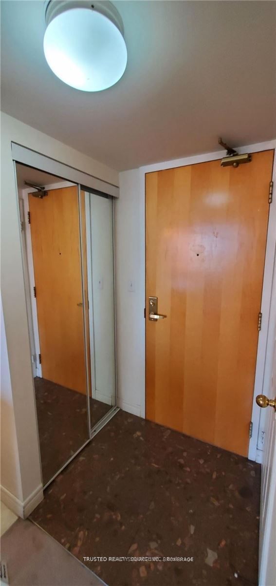 43 Eglinton Avenue E 1808 Property Photo 20