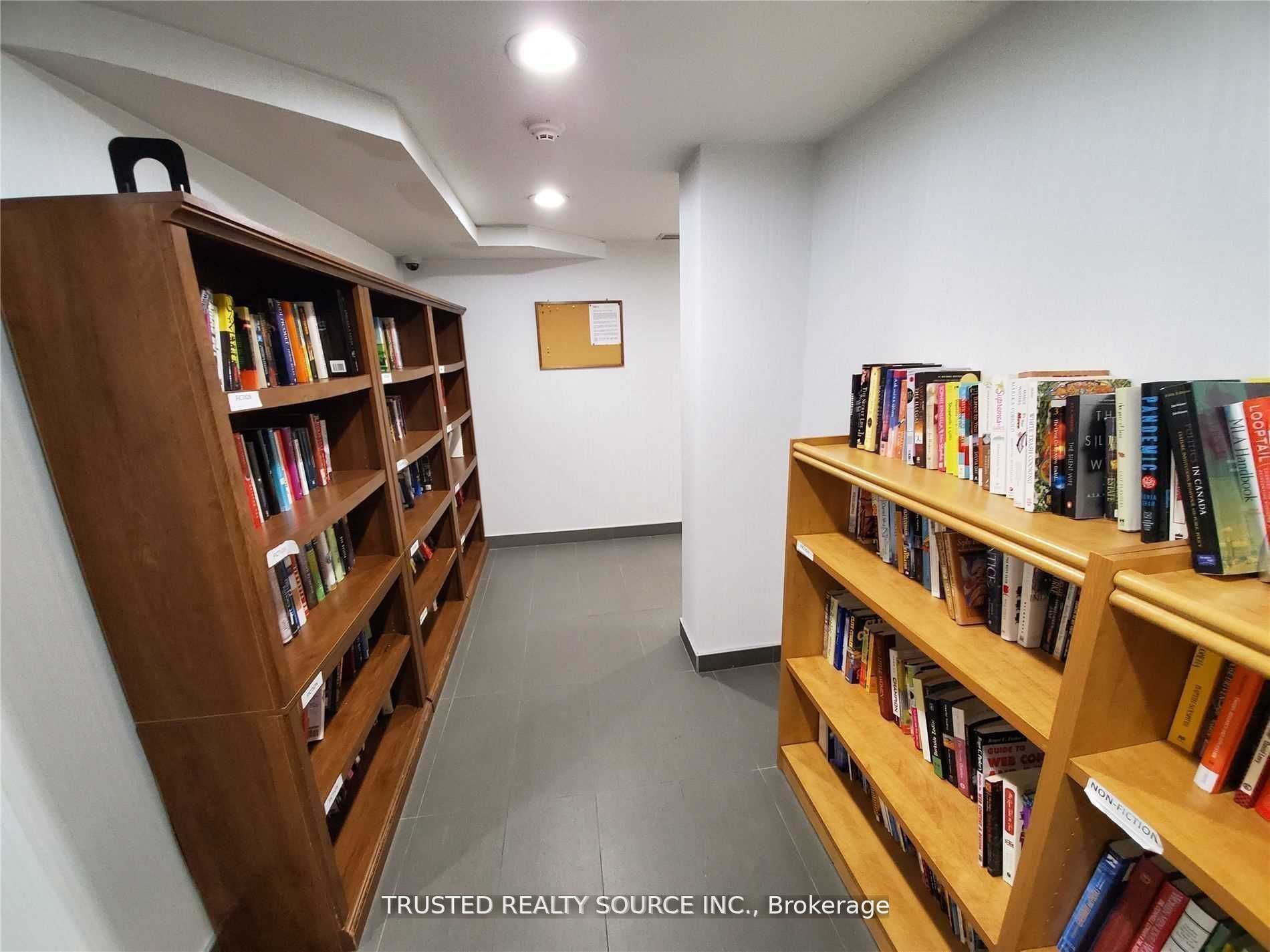 43 Eglinton Avenue E 1808 Property Photo 25