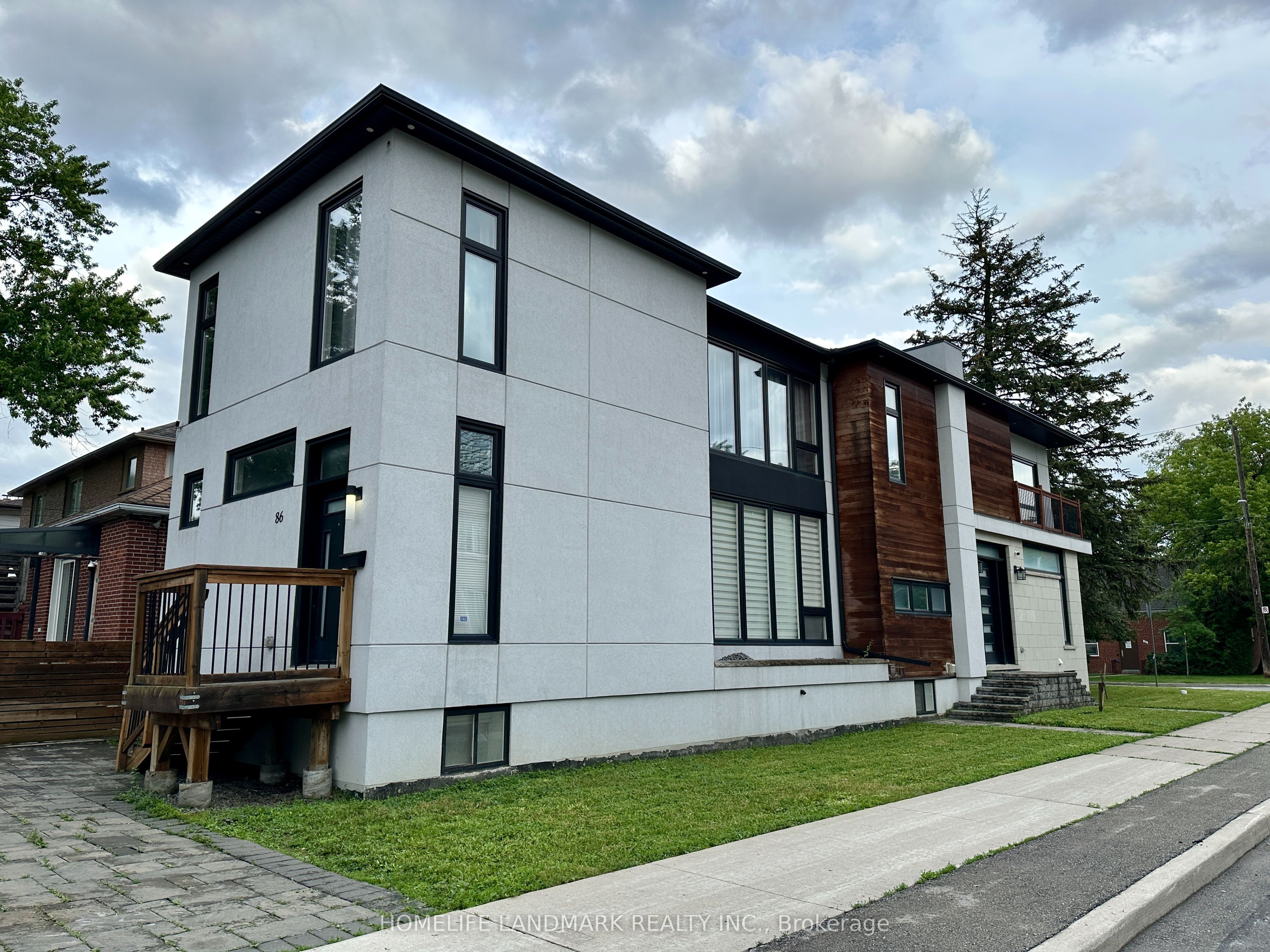 86 Pemberton Avenue Property Photo 1