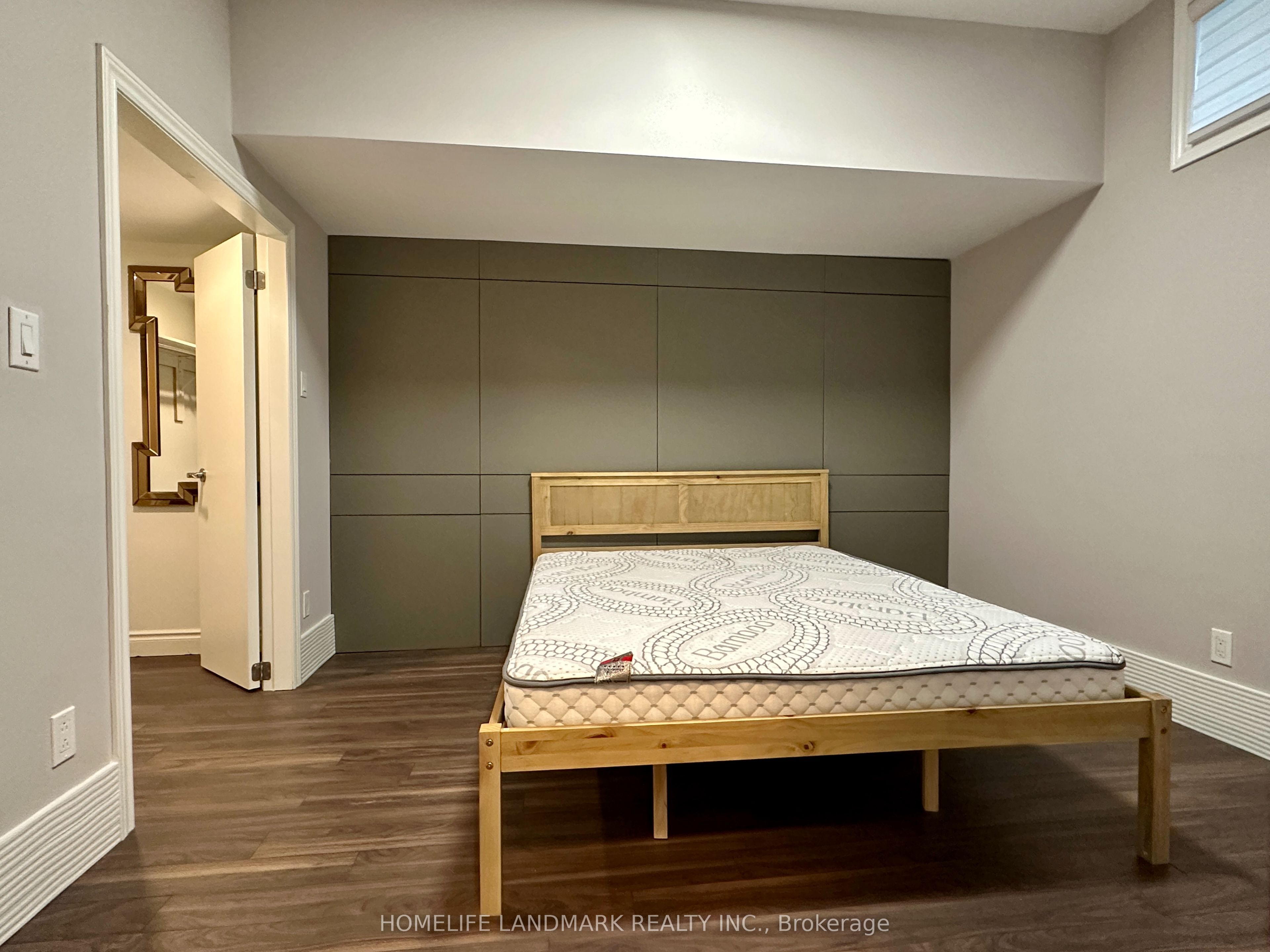 86 Pemberton Avenue Property Photo 7
