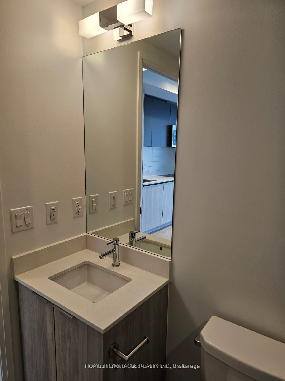 8 Widmer Street 3501 Property Photo 5