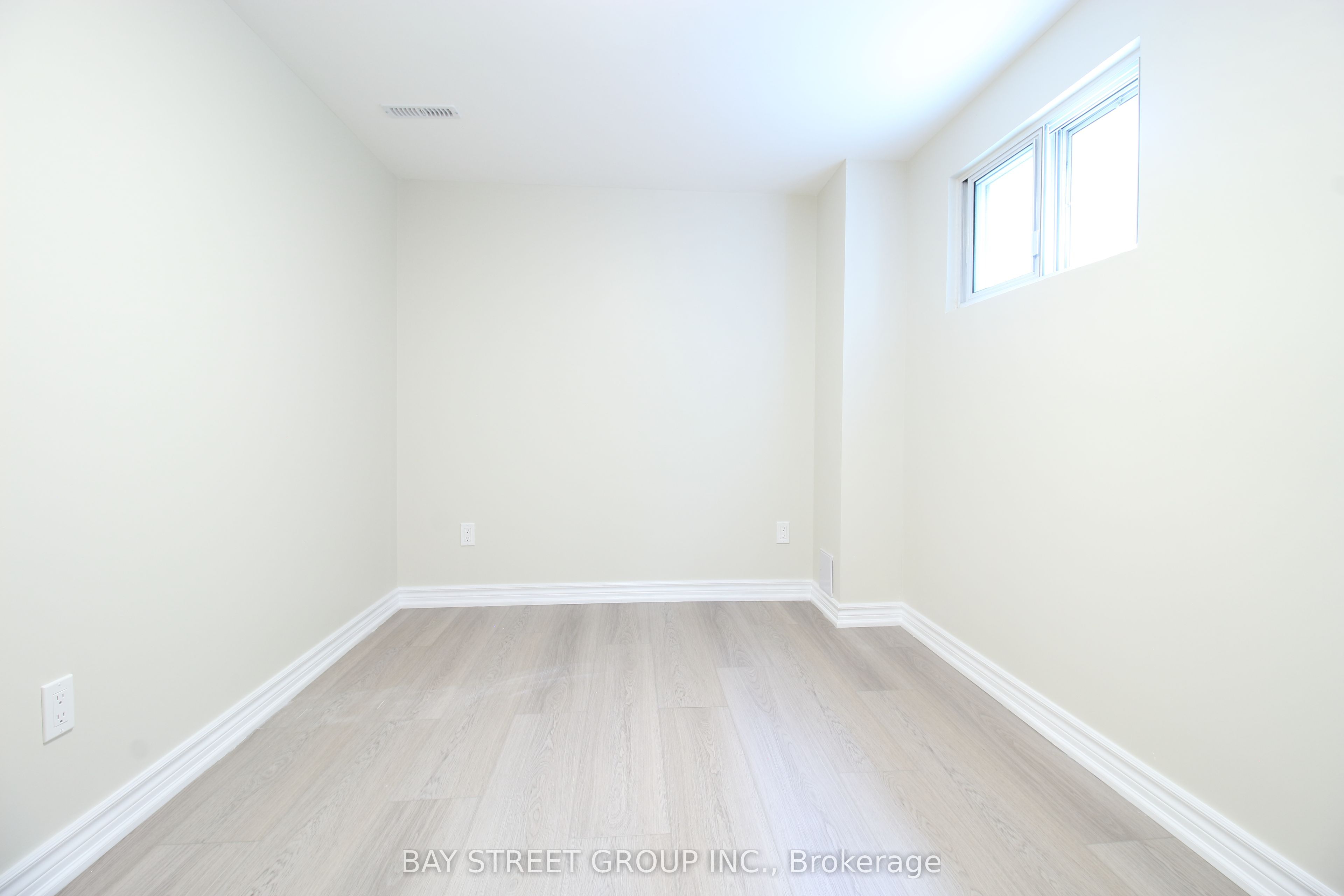117 Pindar Crescent Basement Property Photo 17