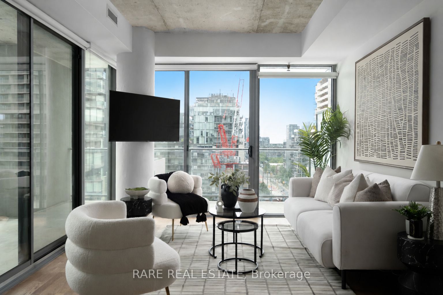 95 Bathurst Street 919 Property Photo 8