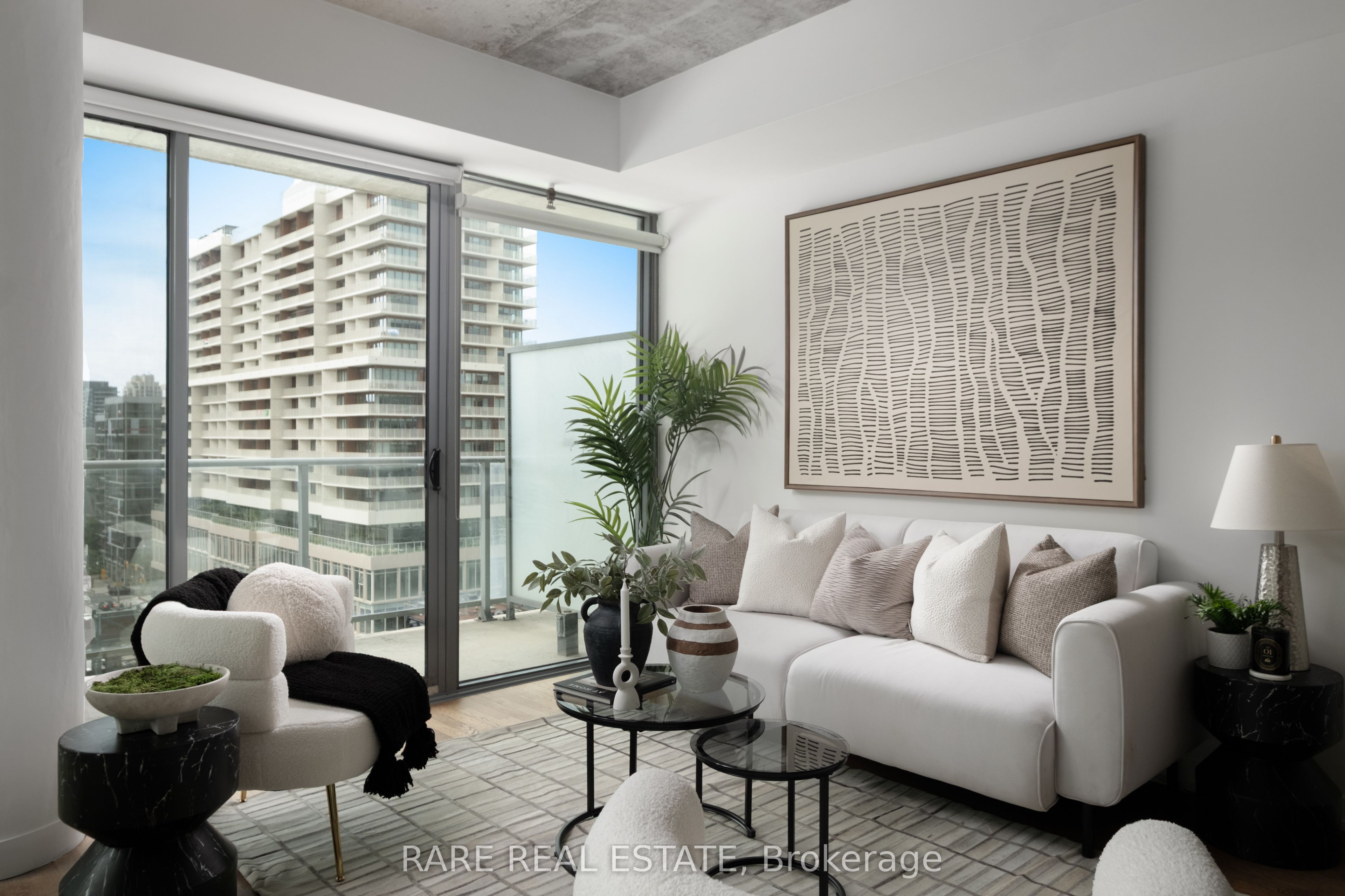 95 Bathurst Street 919 Property Photo 11