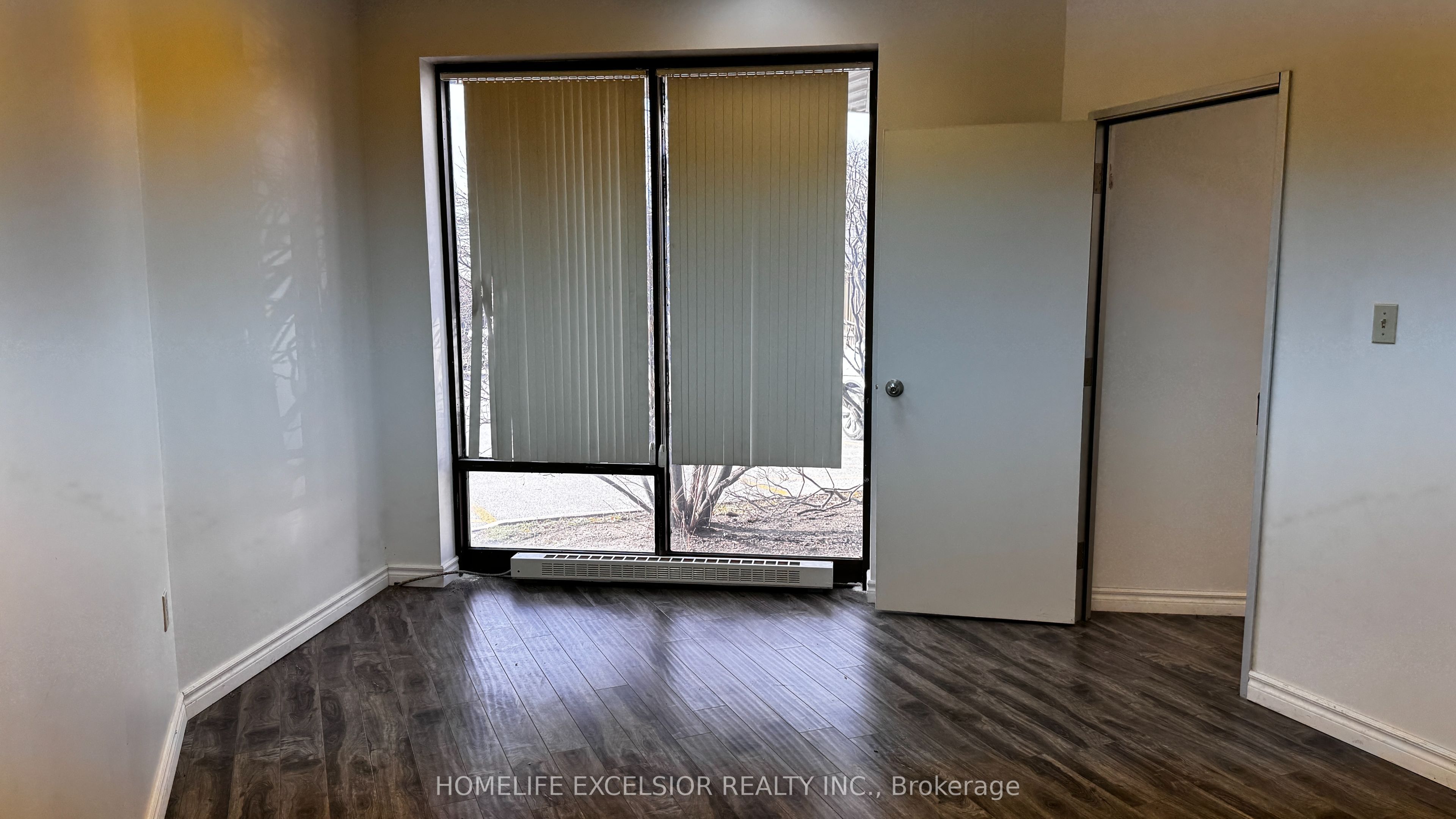 748-750 Gordon Baker Road Property Photo 9