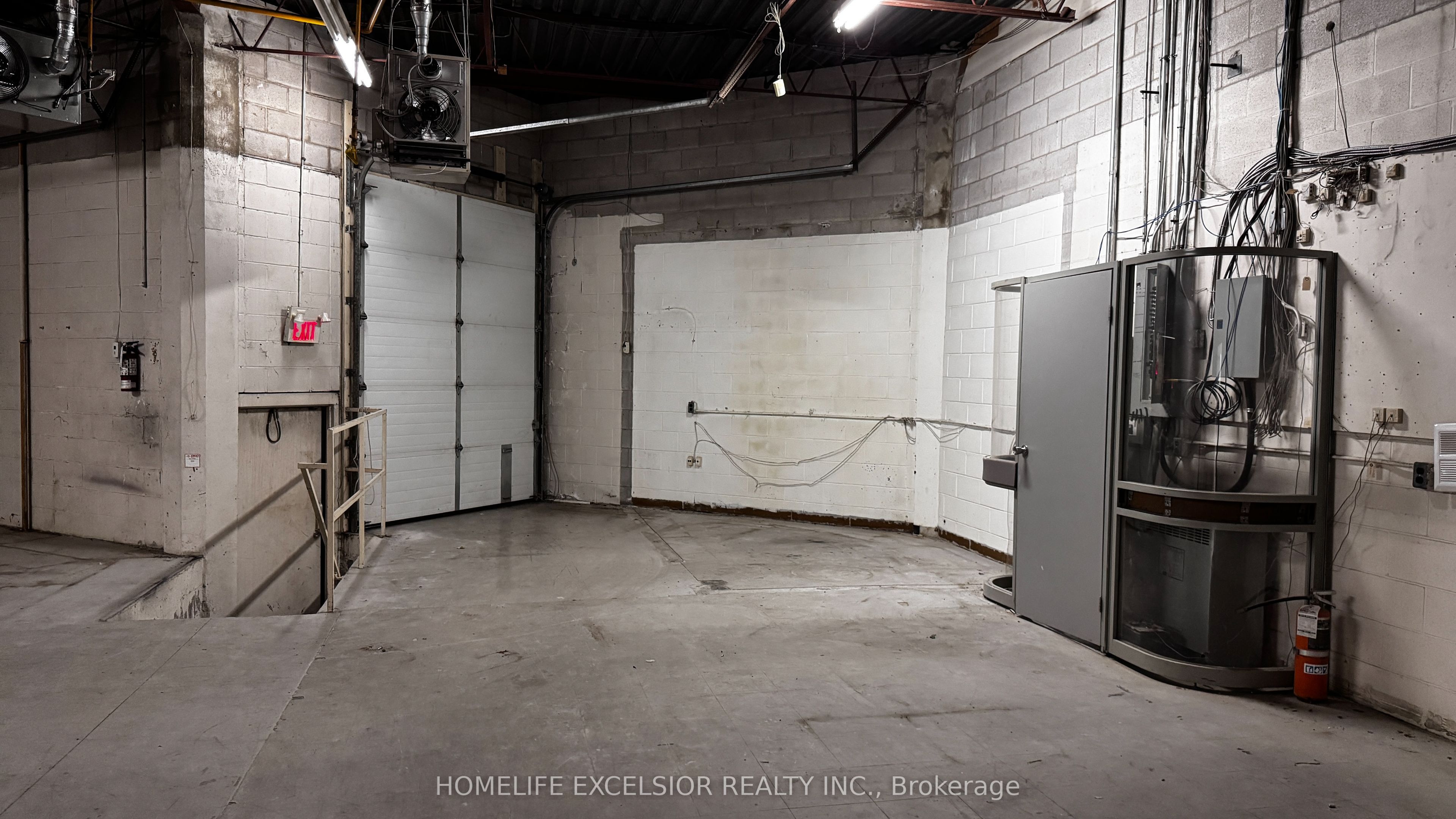 748-750 Gordon Baker Road Property Photo 23