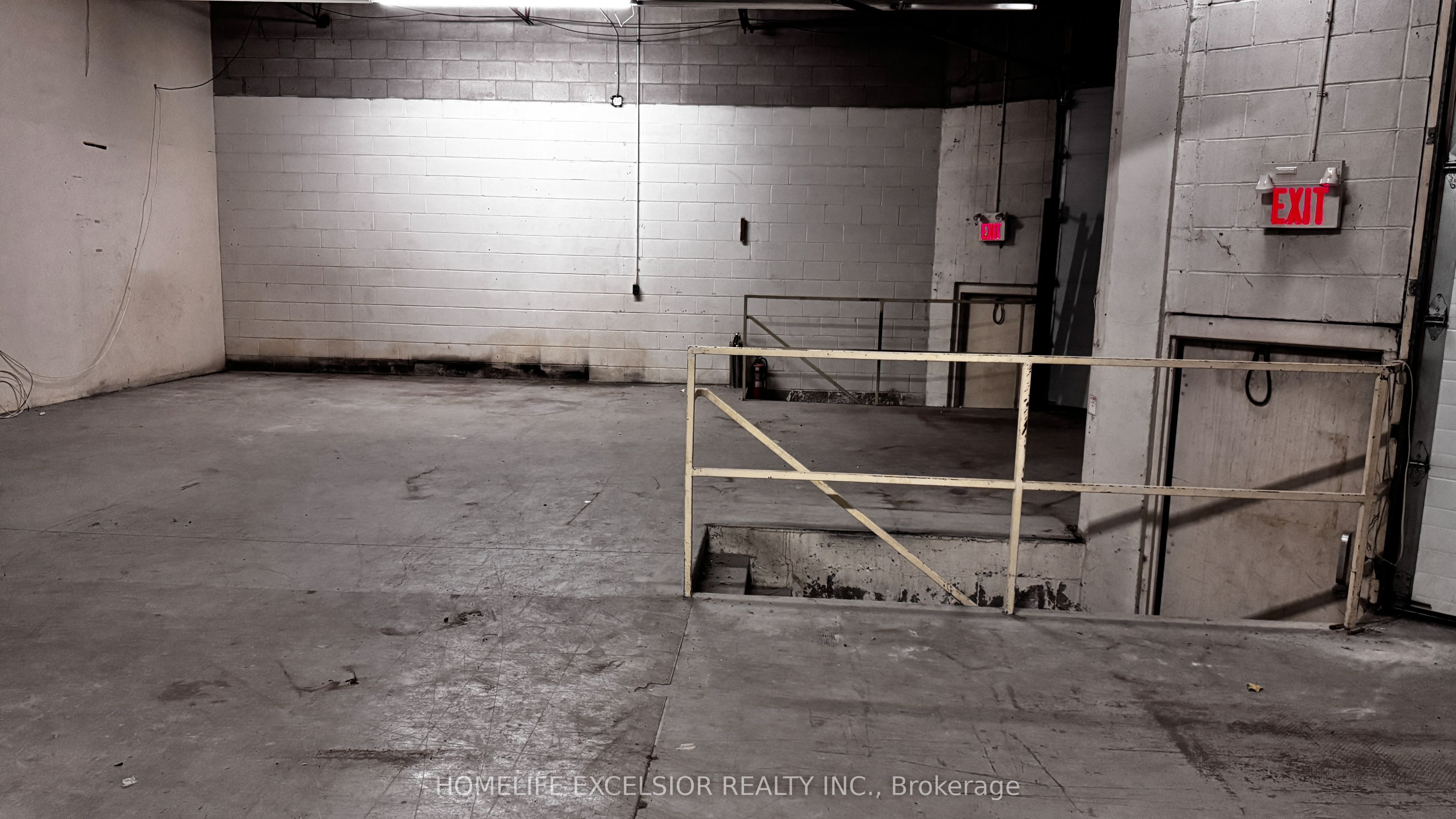 748-750 Gordon Baker Road Property Photo 25