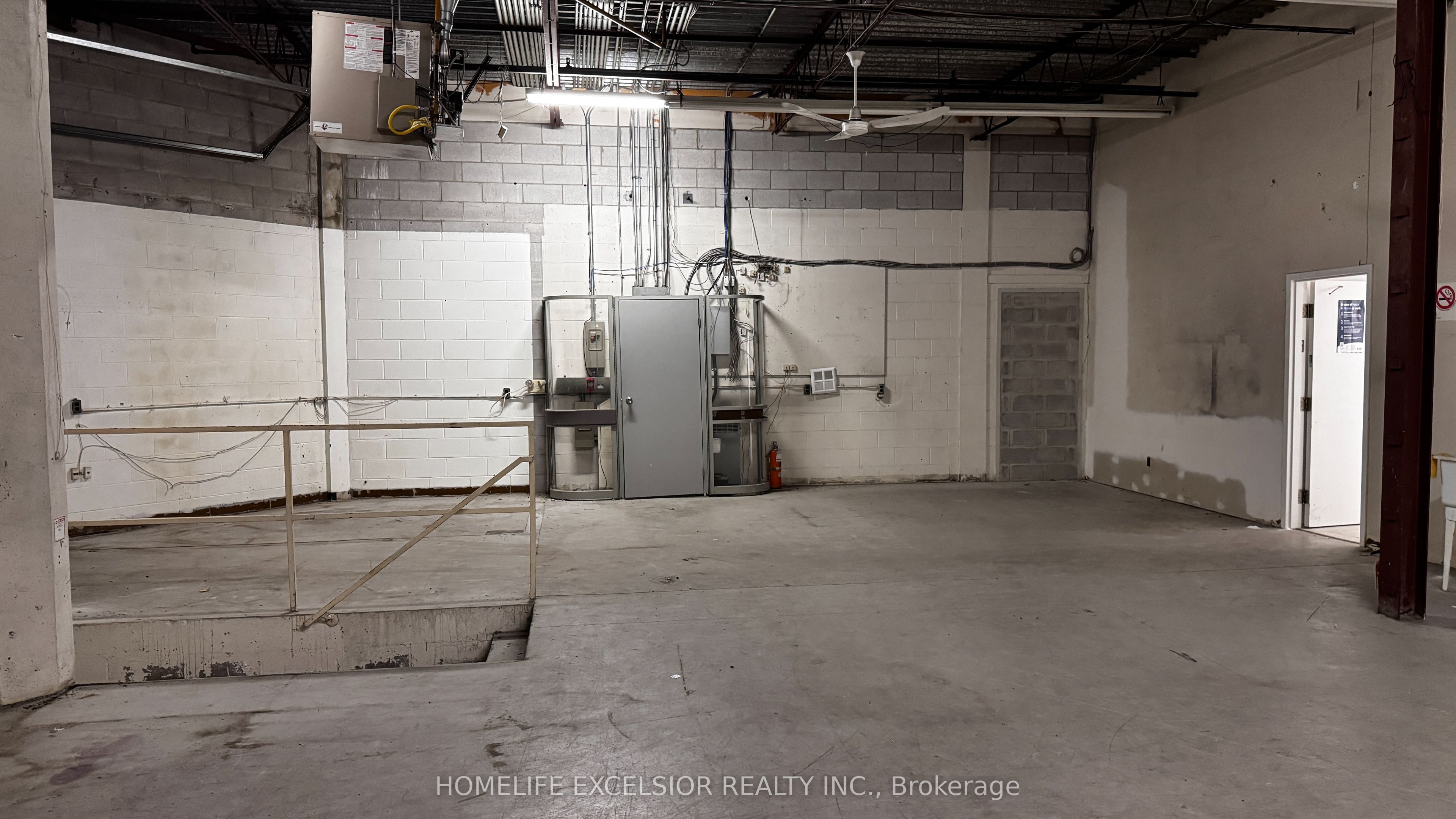 748-750 Gordon Baker Road Property Photo 27