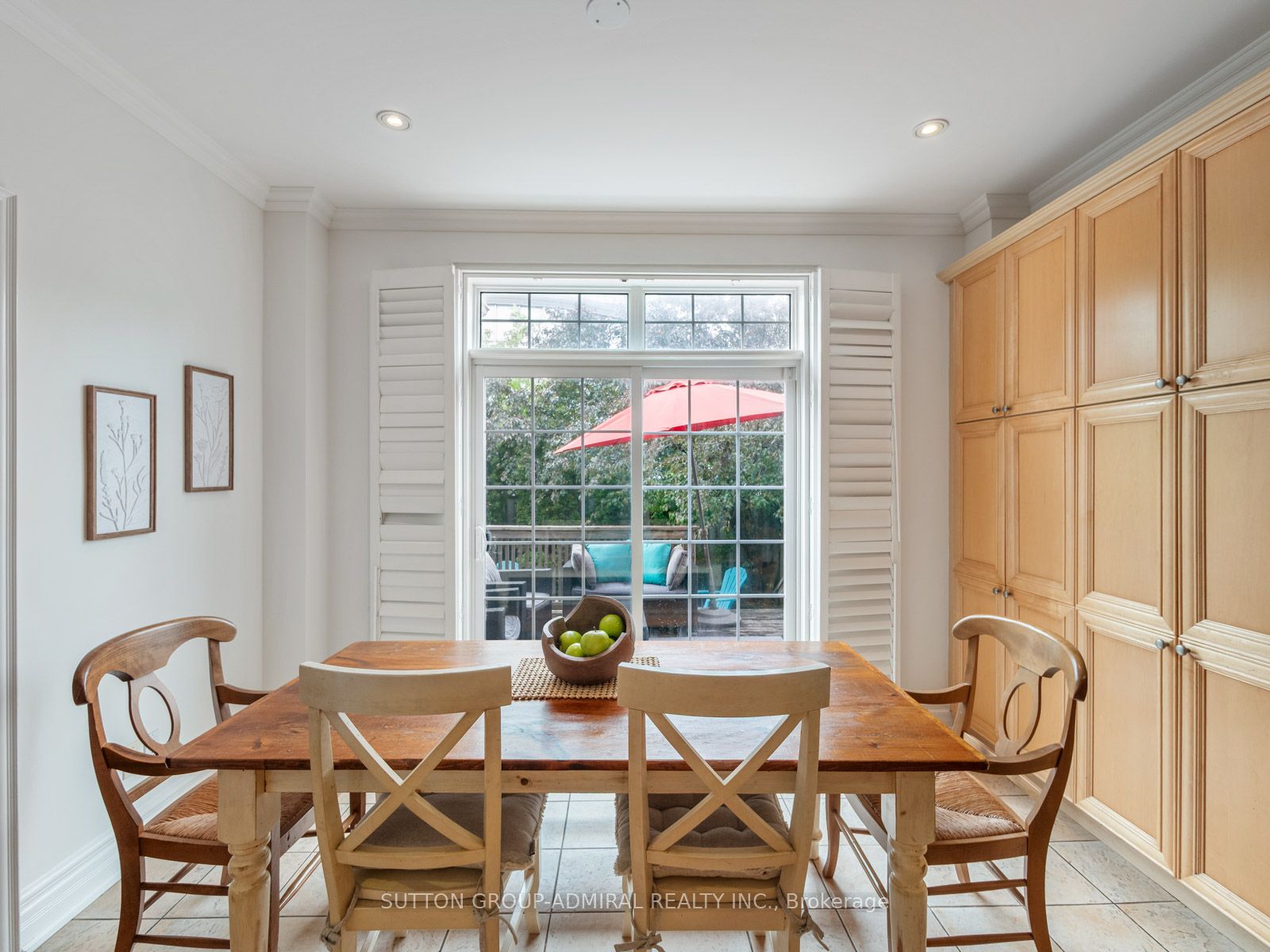 255 Cocksfield Avenue Property Photo 15
