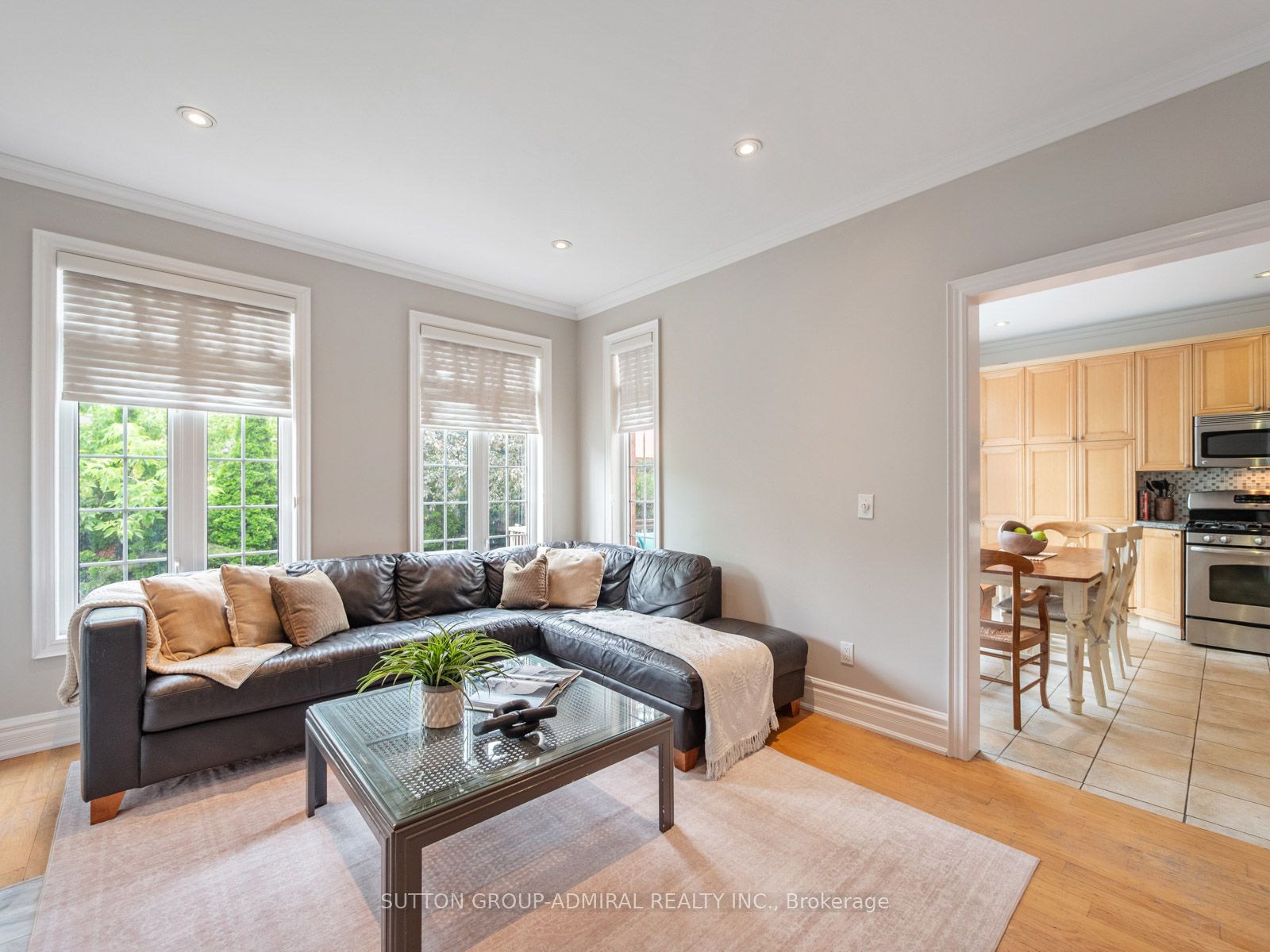 255 Cocksfield Avenue Property Photo 17