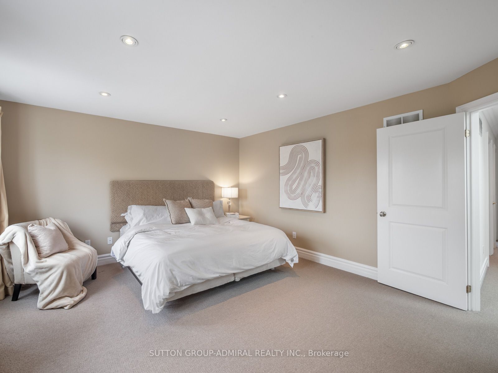 255 Cocksfield Avenue Property Photo 23