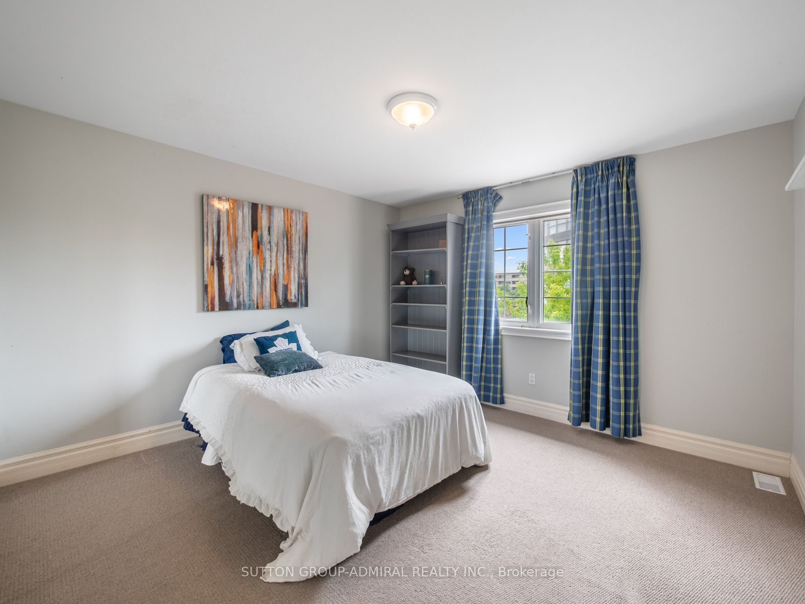 255 Cocksfield Avenue Property Photo 28