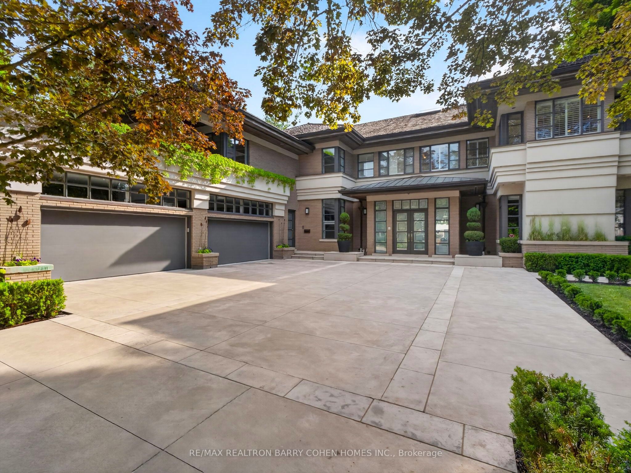 17 Alderbrook Drive Property Photo 2