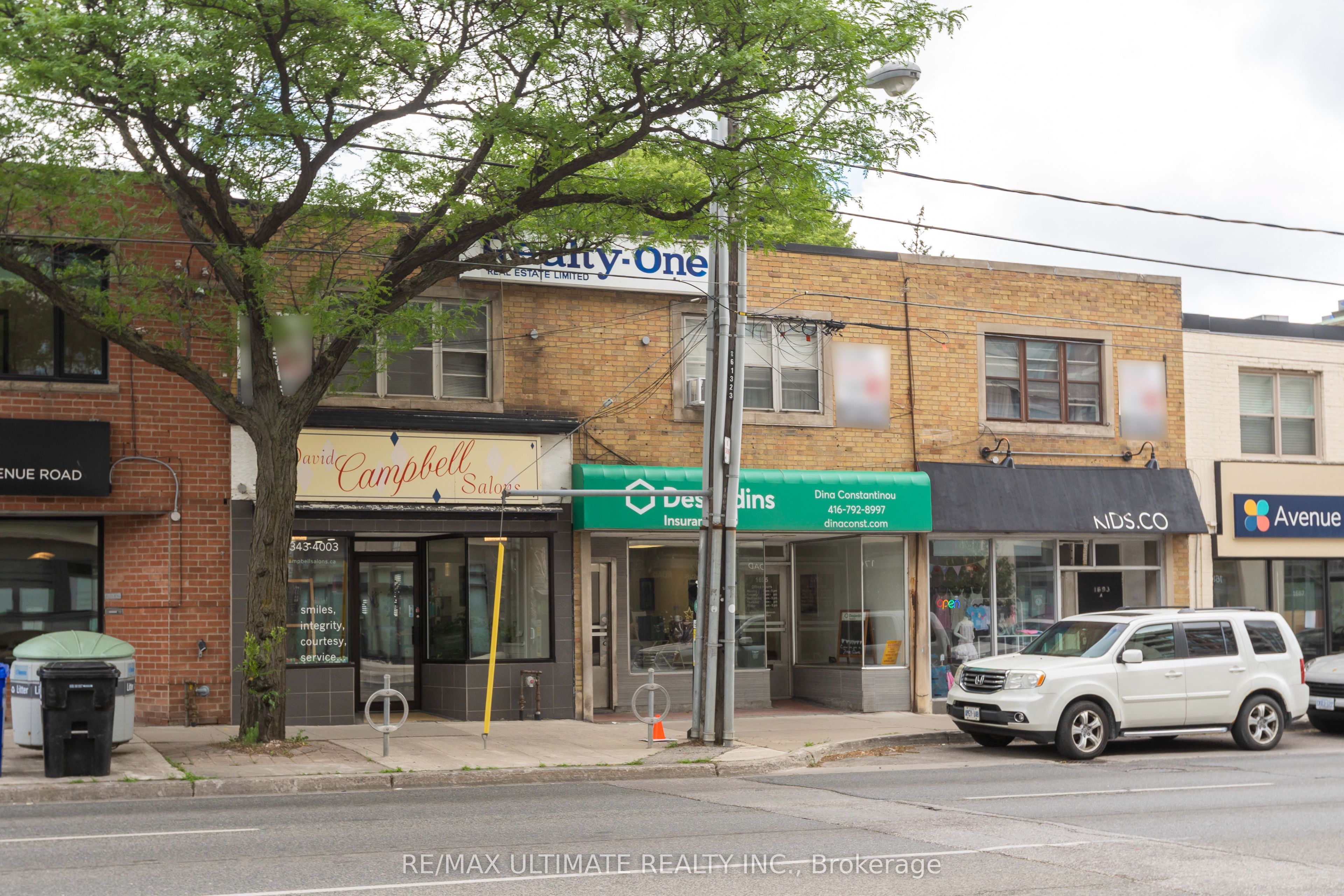 1693 Avenue Road Property Photo 2