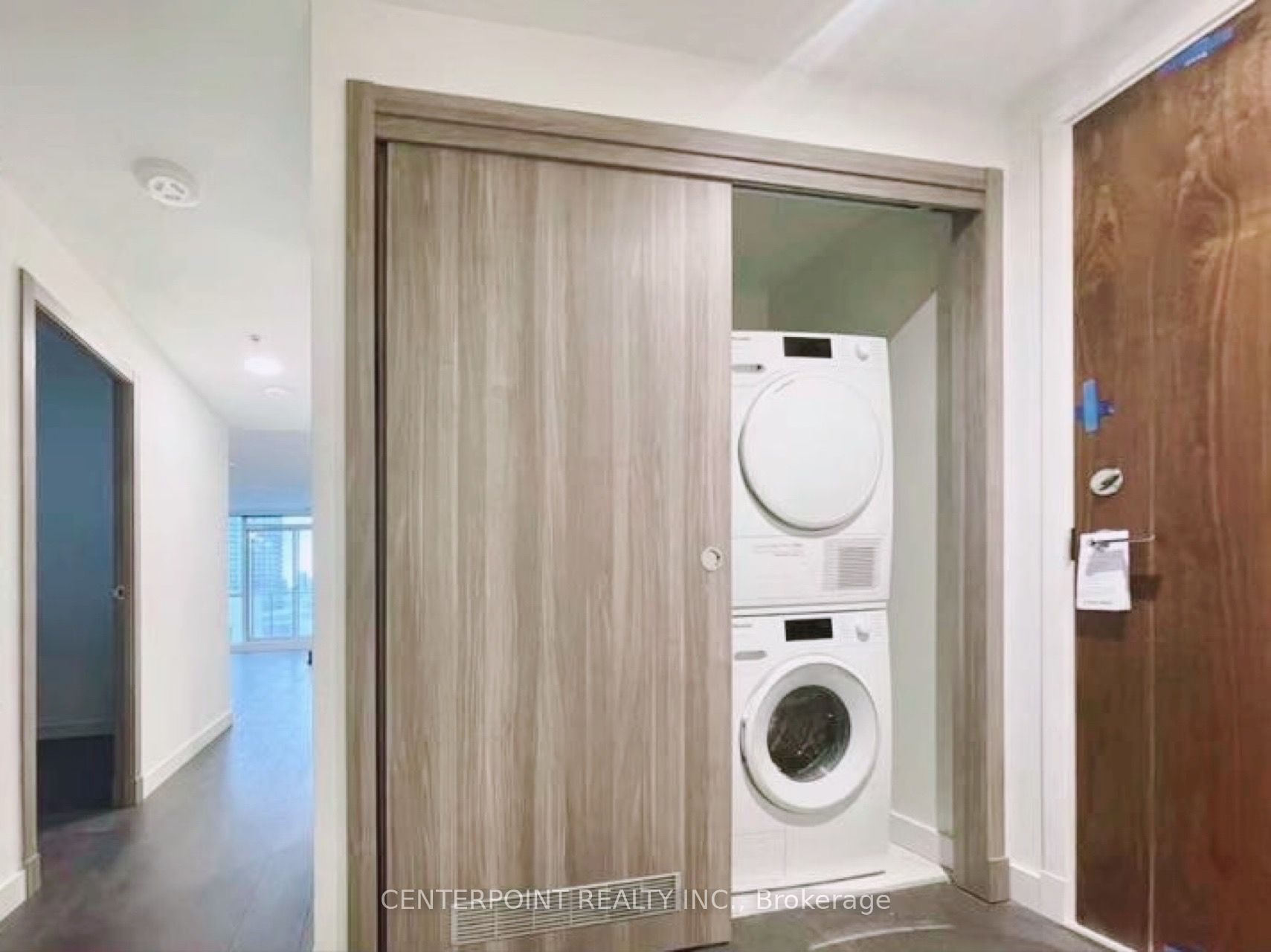 25 Mcmahon Drive 505 Property Photo 7