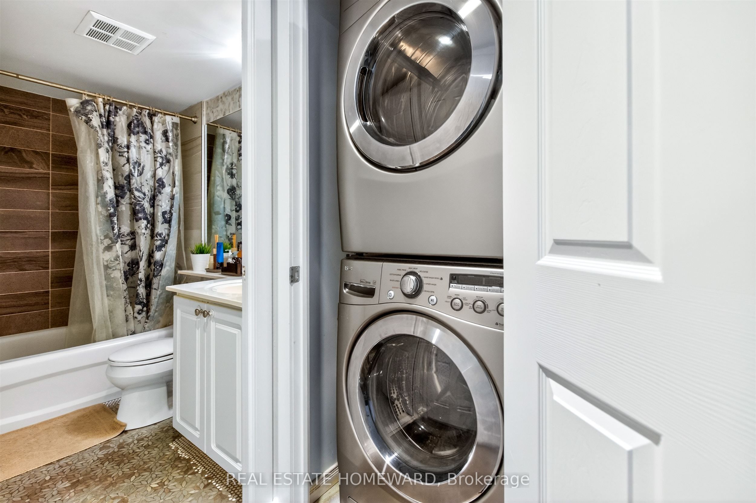 30 Harrison Garden Boulevard 602 Property Photo 28