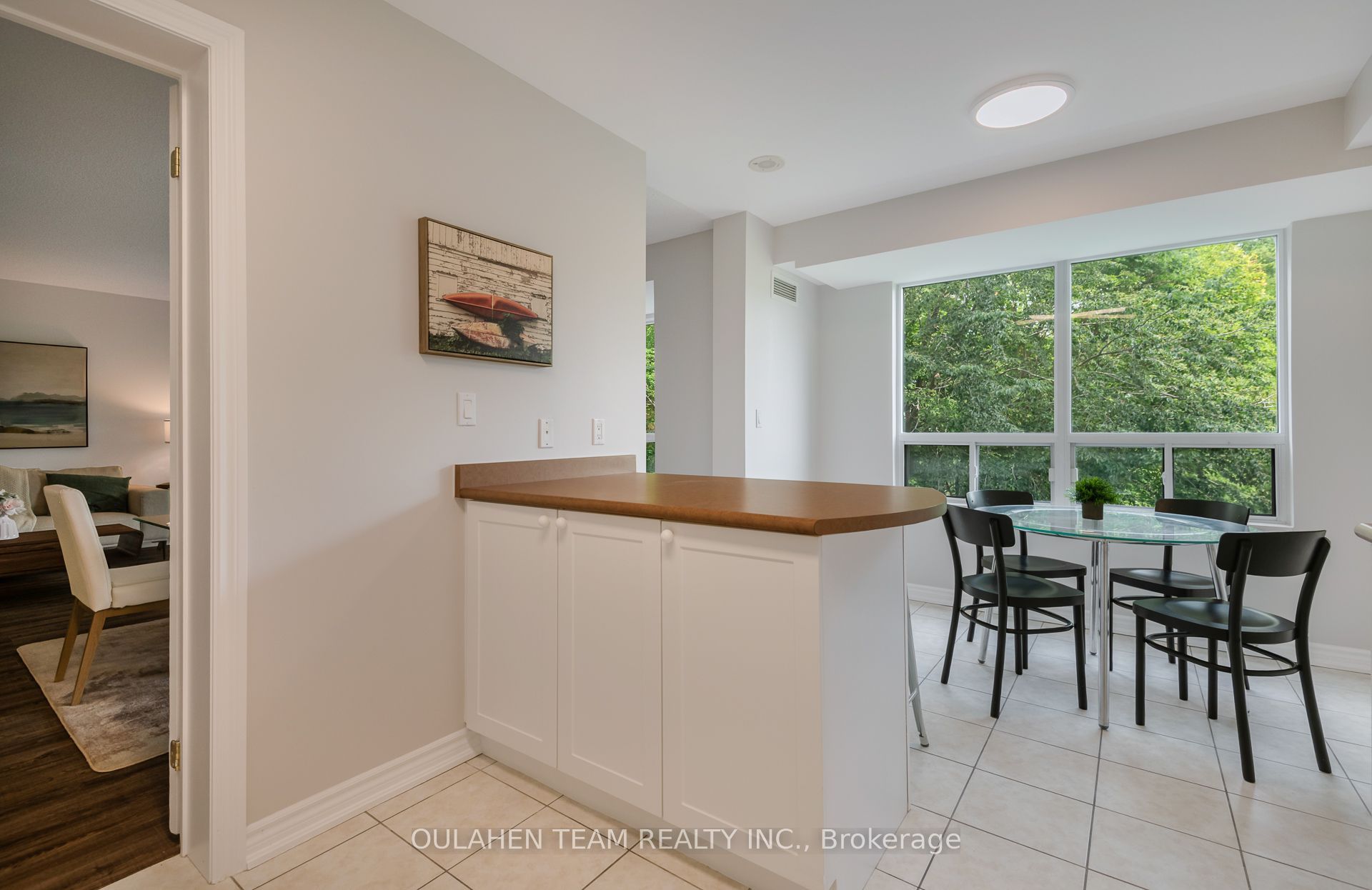 16 Dallimore Circle 212 Property Photo 11