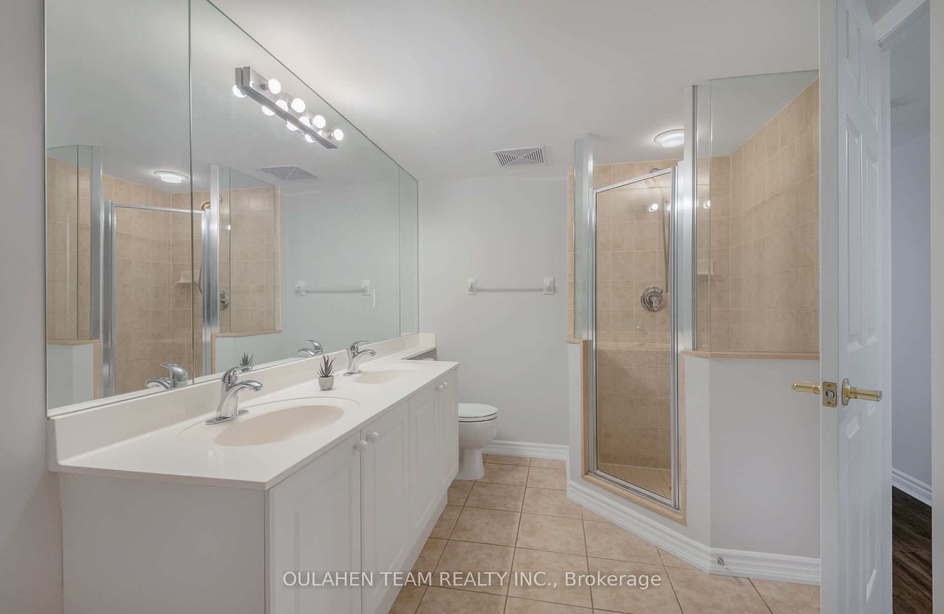16 Dallimore Circle 212 Property Photo 16