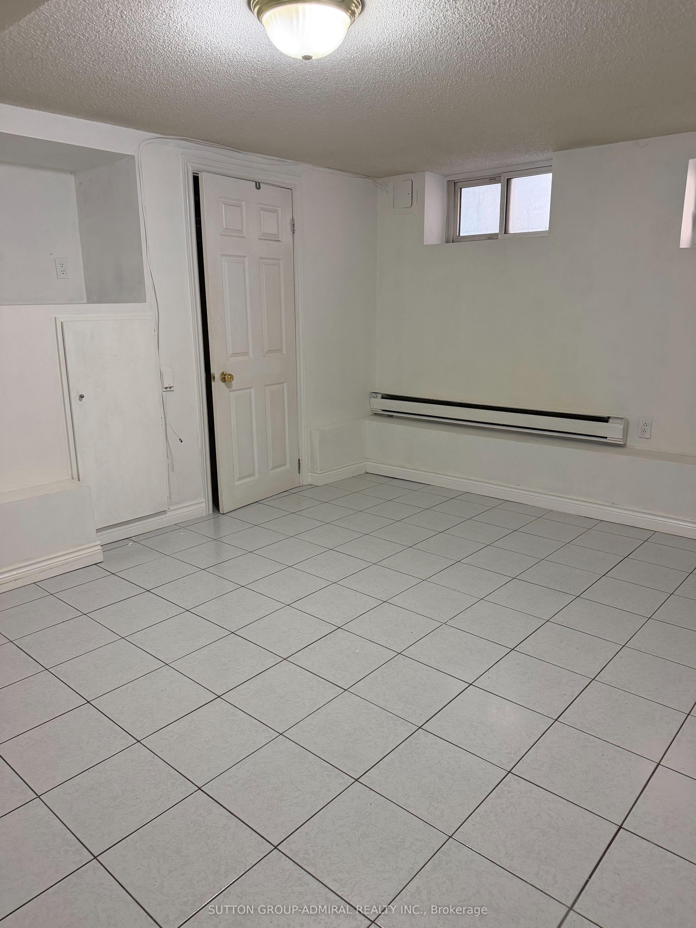 1188 Avenue Road B Property Photo 3