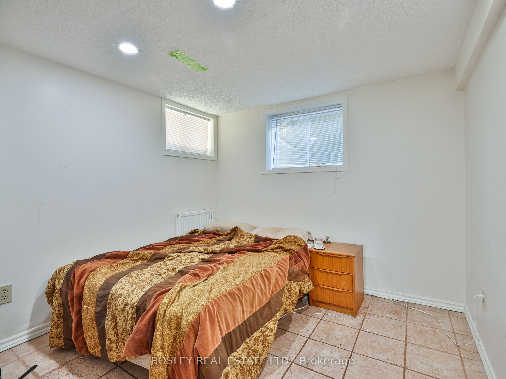 283 Davisville Avenue Lower Property Photo 8