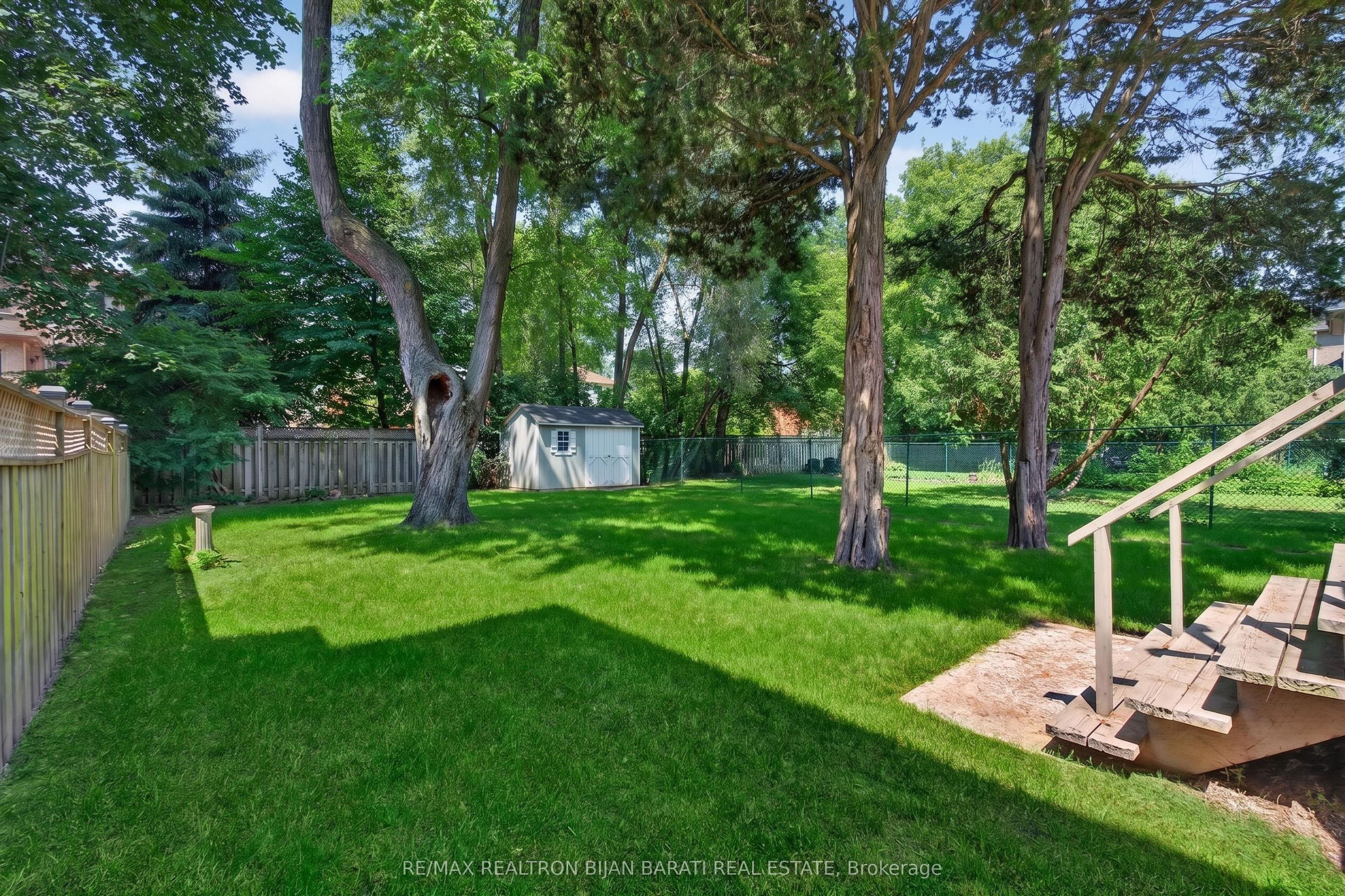 42 Franklin Avenue Property Photo 39