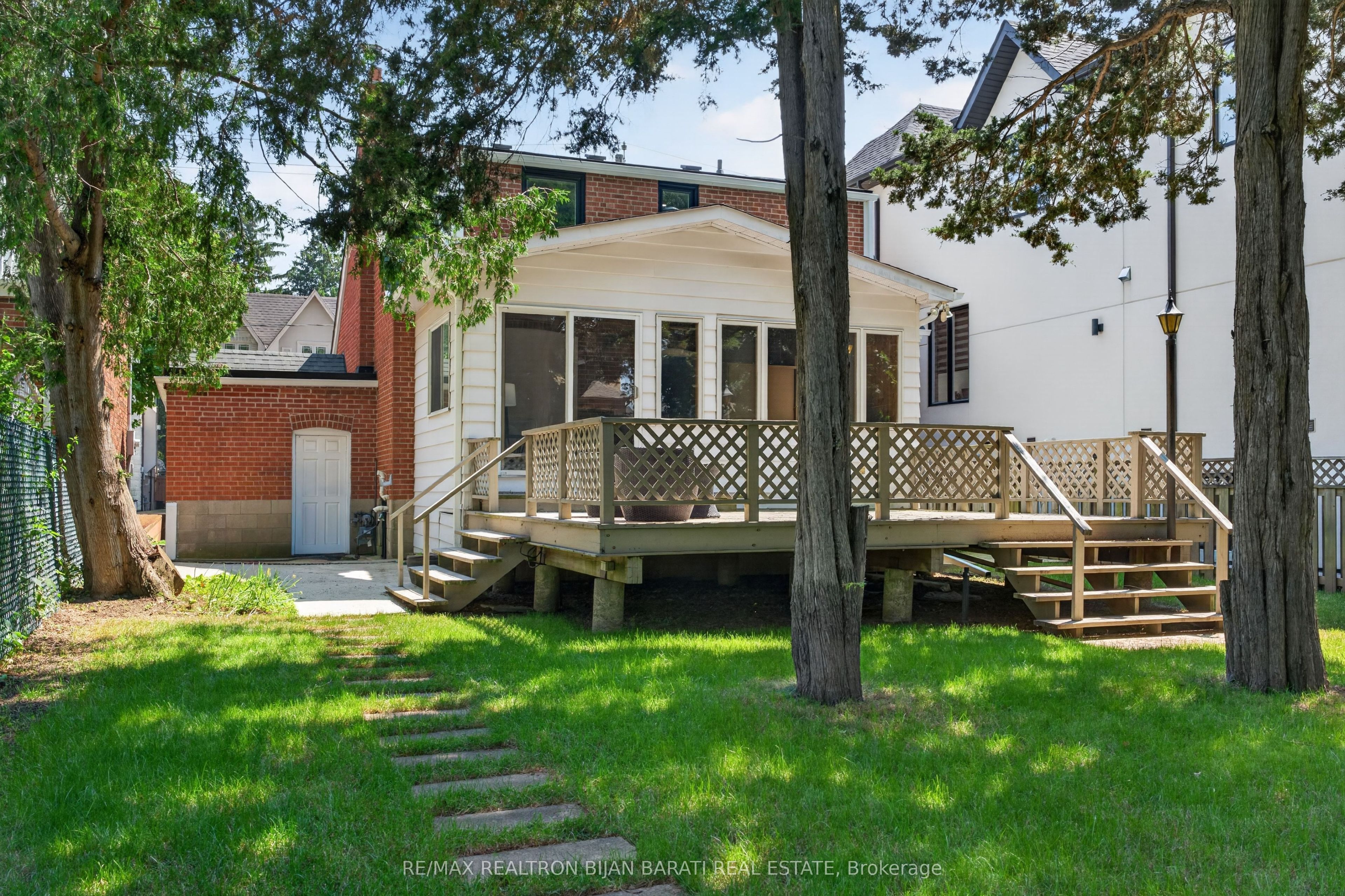 42 Franklin Avenue Property Photo 41