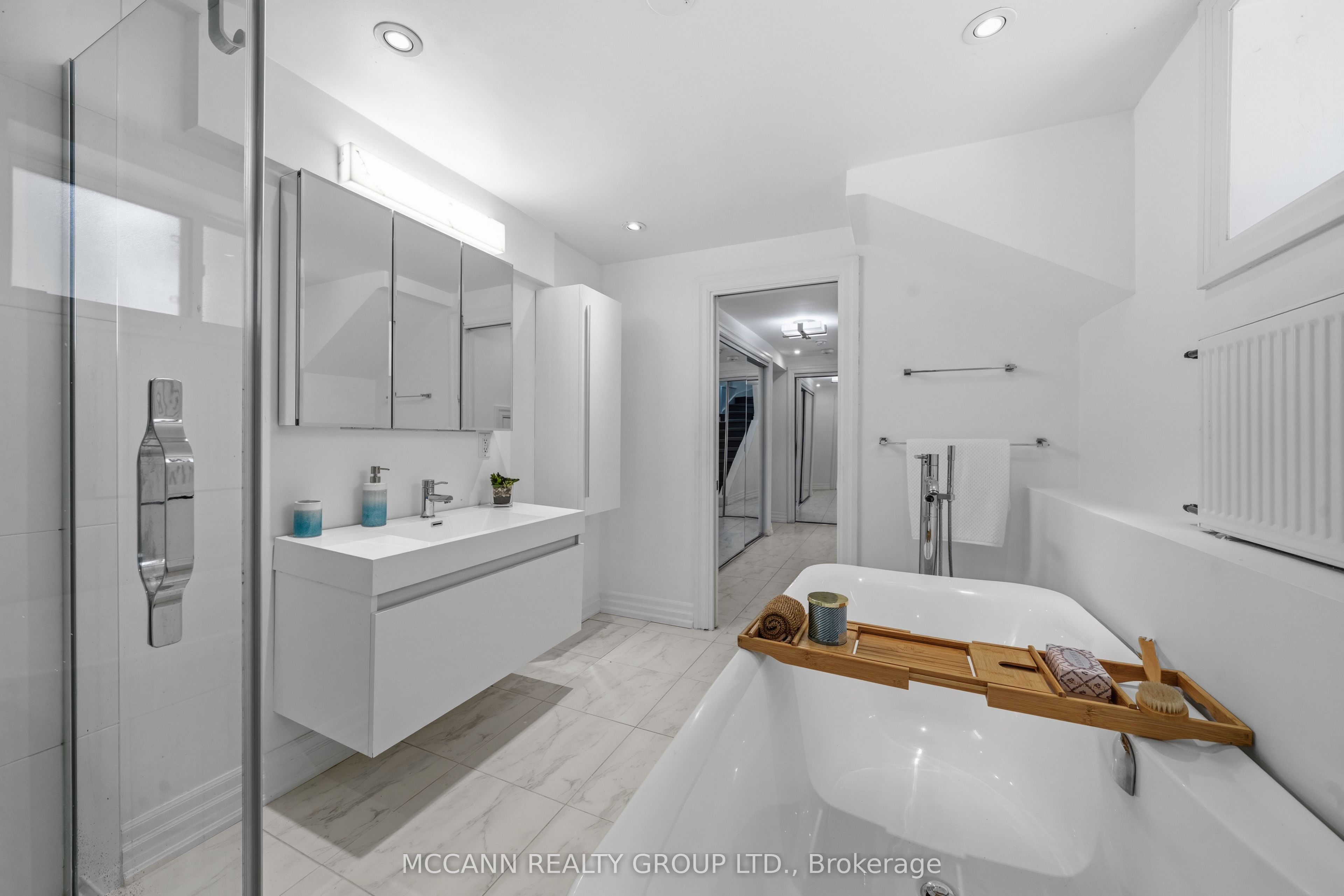 111 Chudleigh Avenue Property Photo 22