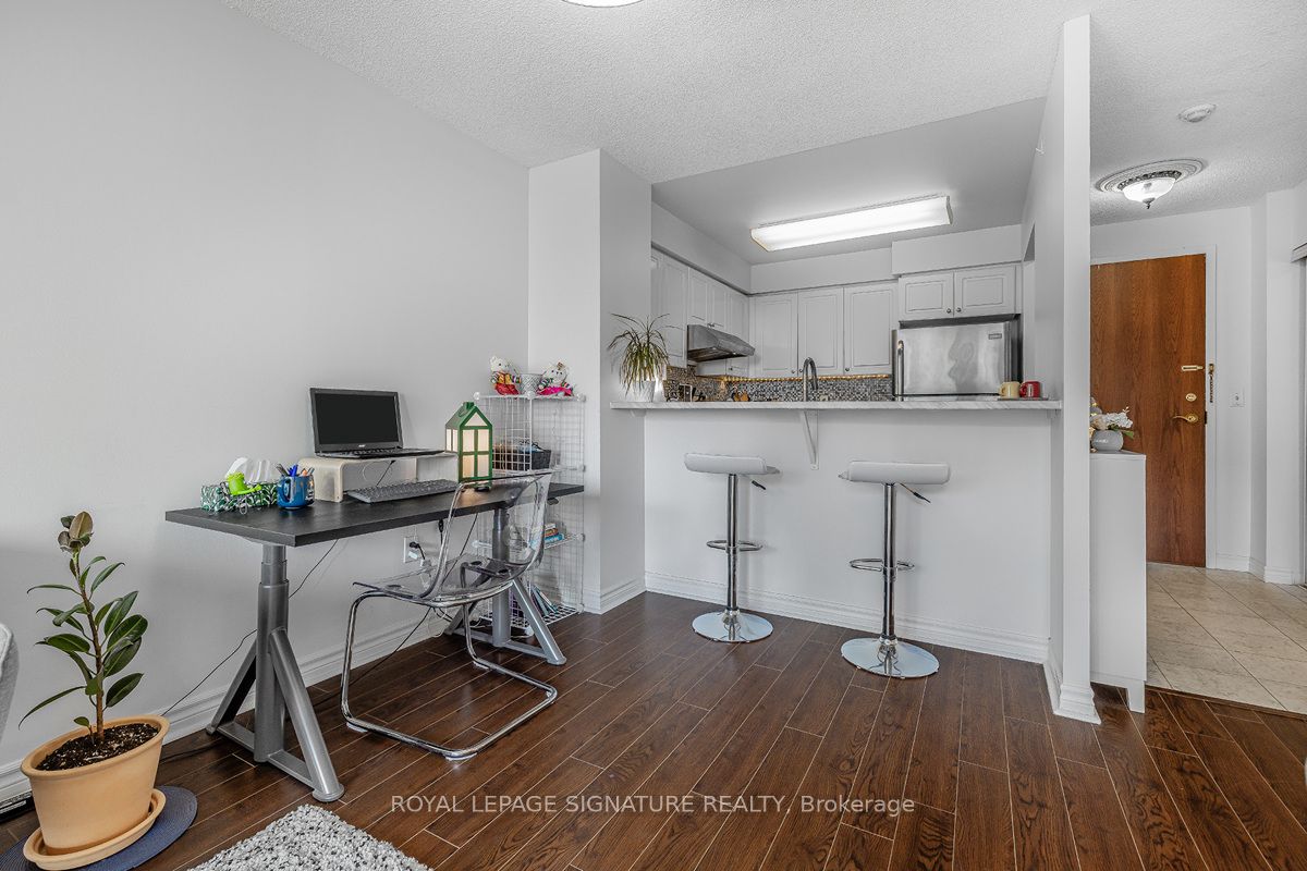 8 Pemberton Avenue Uph3 Property Photo 6
