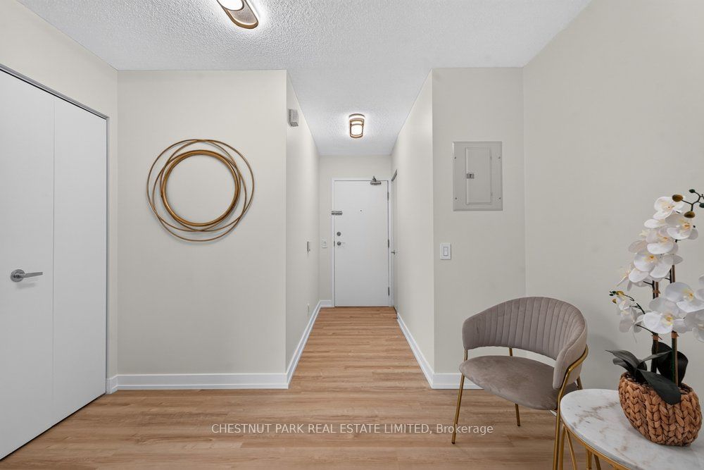 361 Front Street W 1105 Property Photo 6