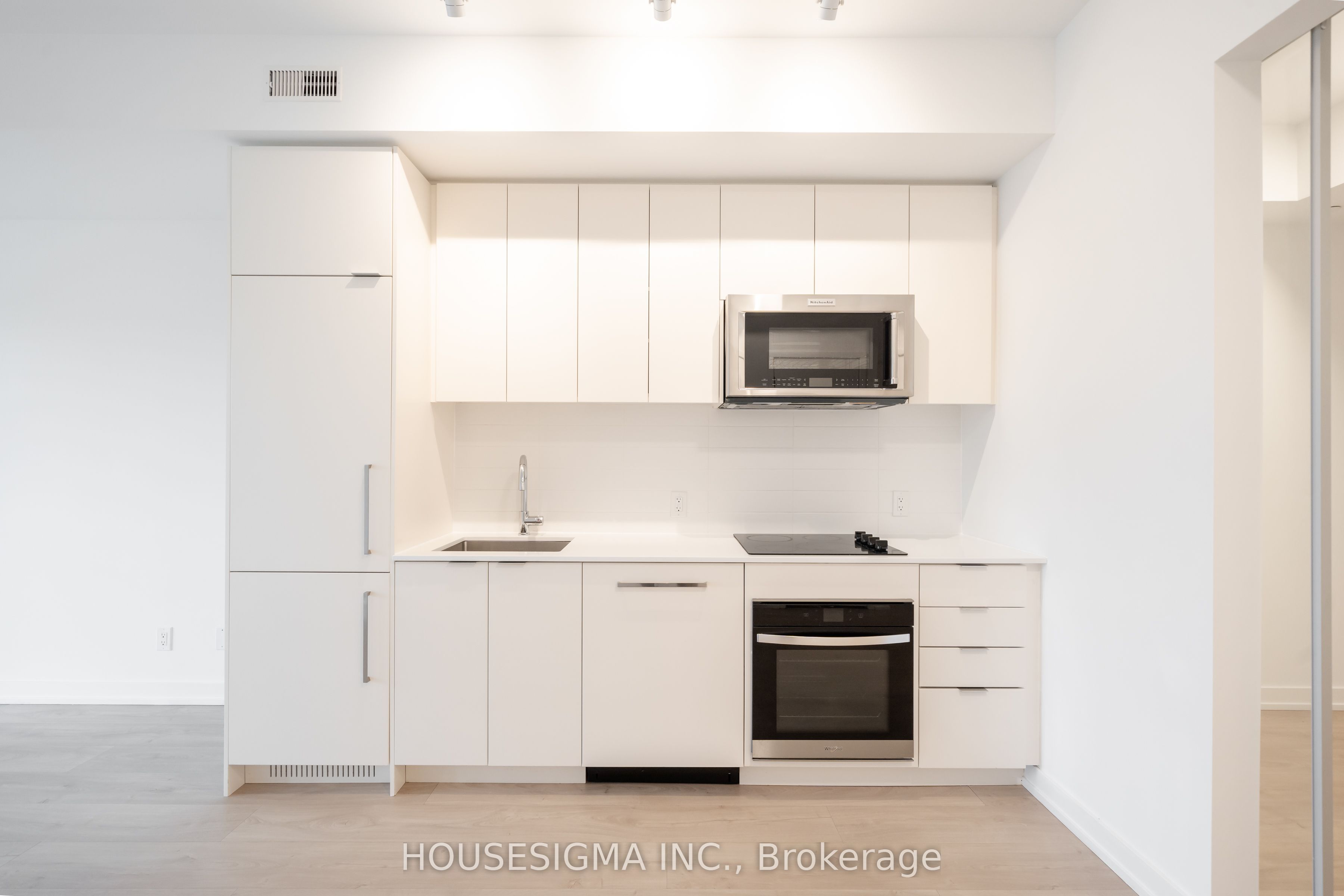 181 Sheppard Avenue E 202 Property Photo 1