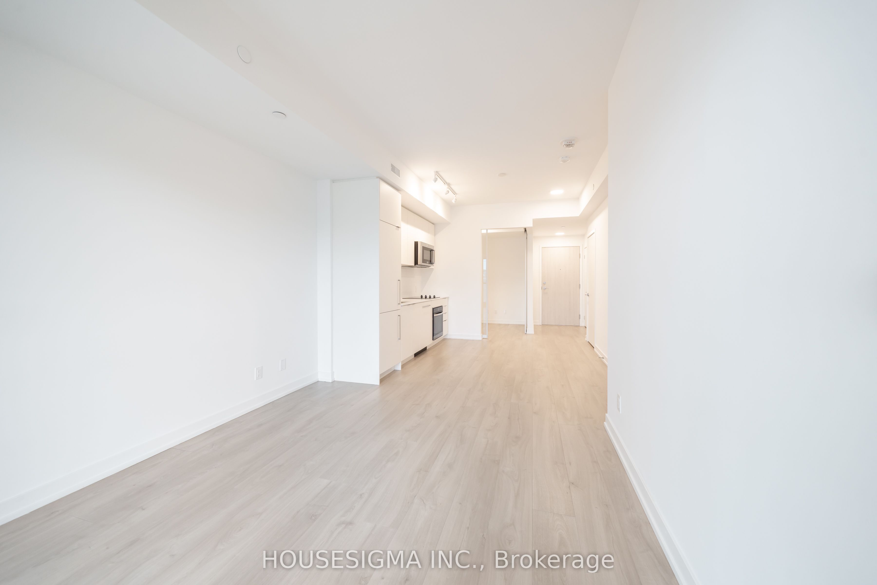 181 Sheppard Avenue E 202 Property Photo 5