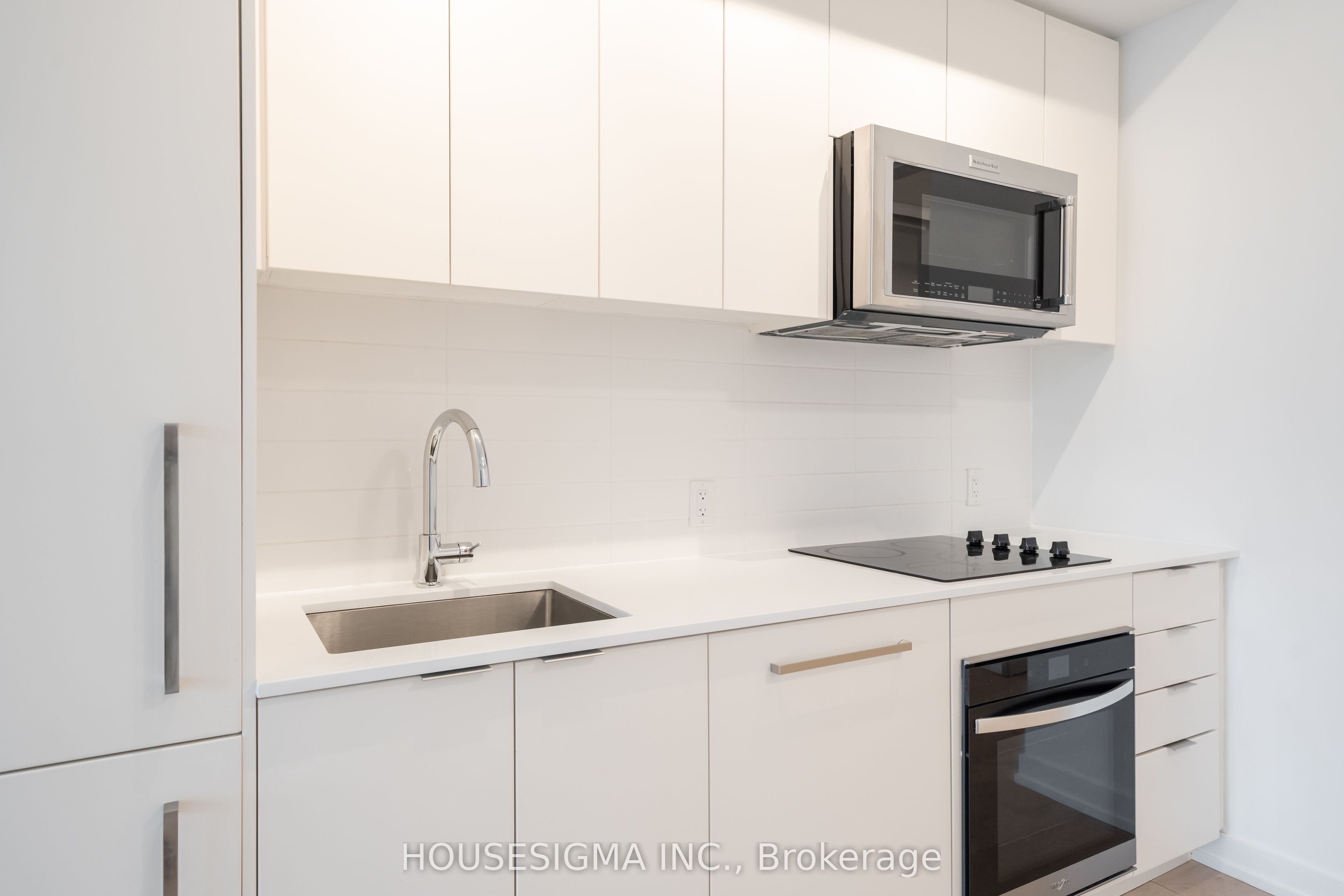 181 Sheppard Avenue E 202 Property Photo 6
