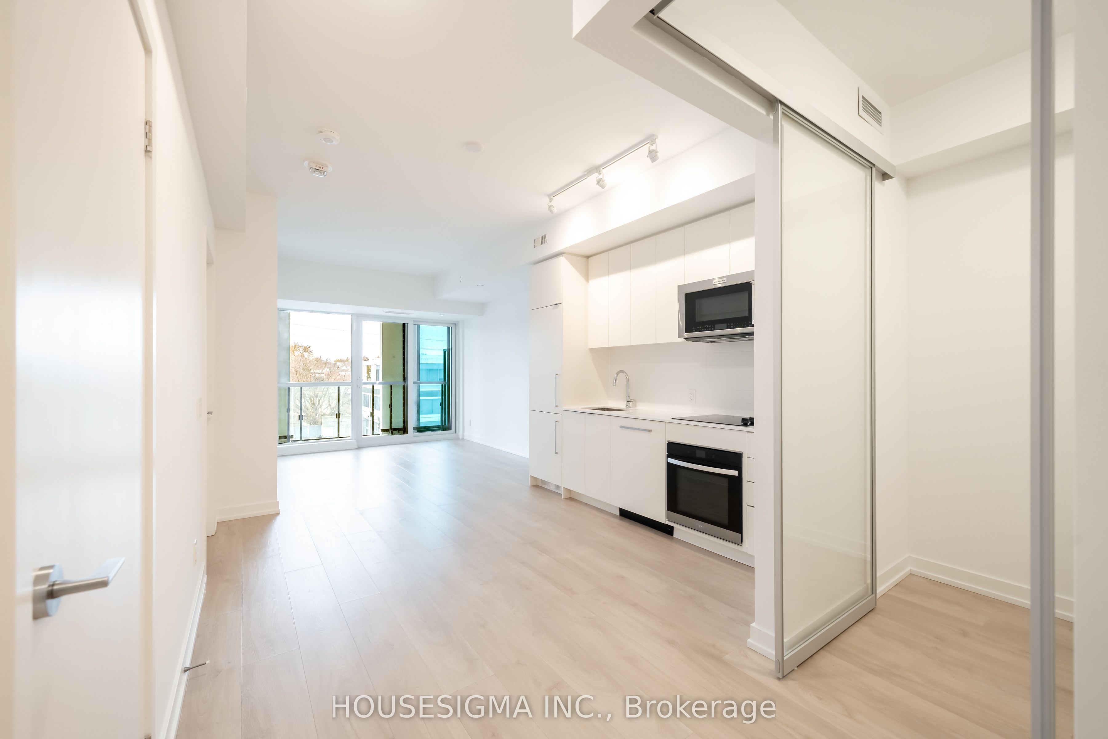 181 Sheppard Avenue E 202 Property Photo 7