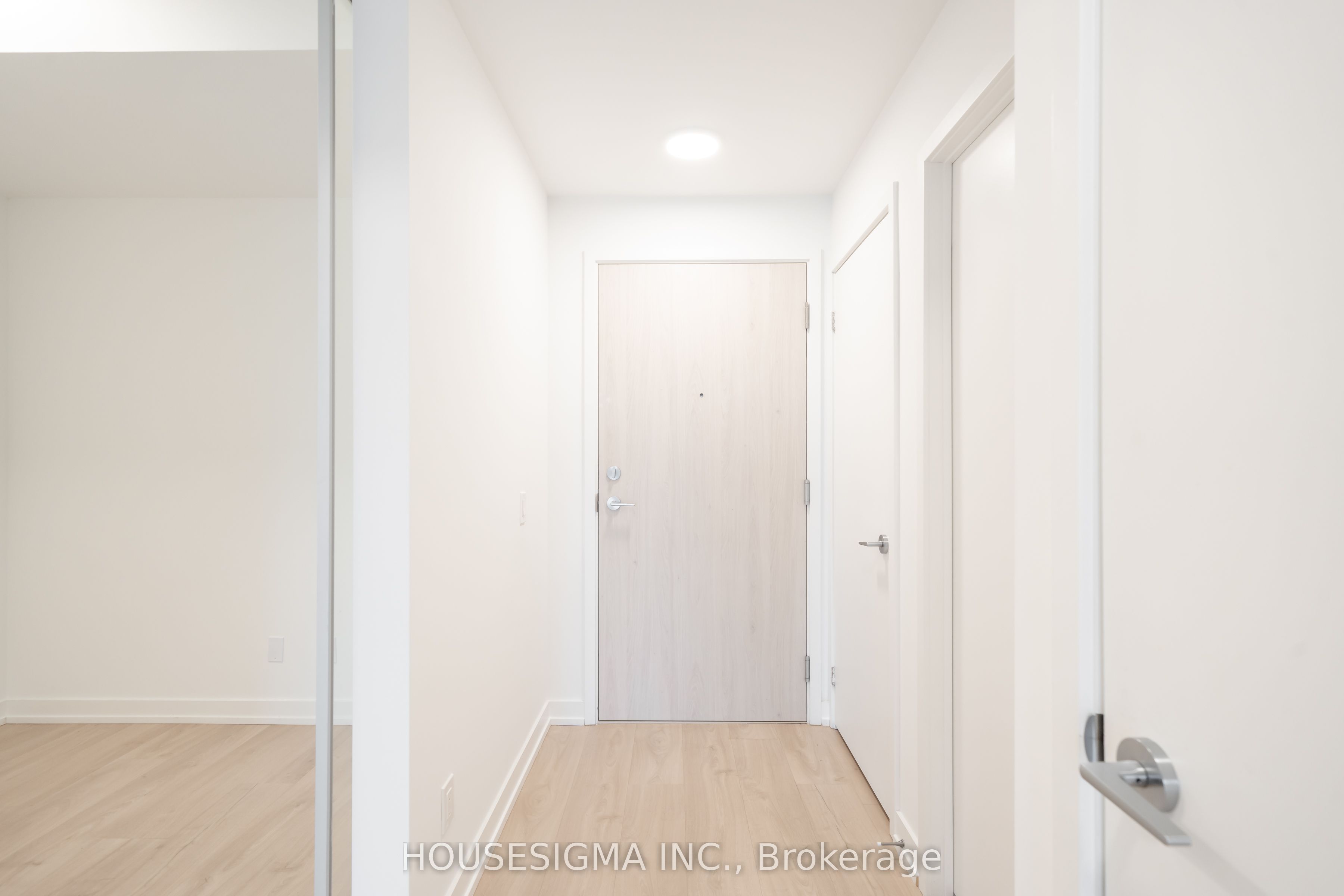 181 Sheppard Avenue E 202 Property Photo 8