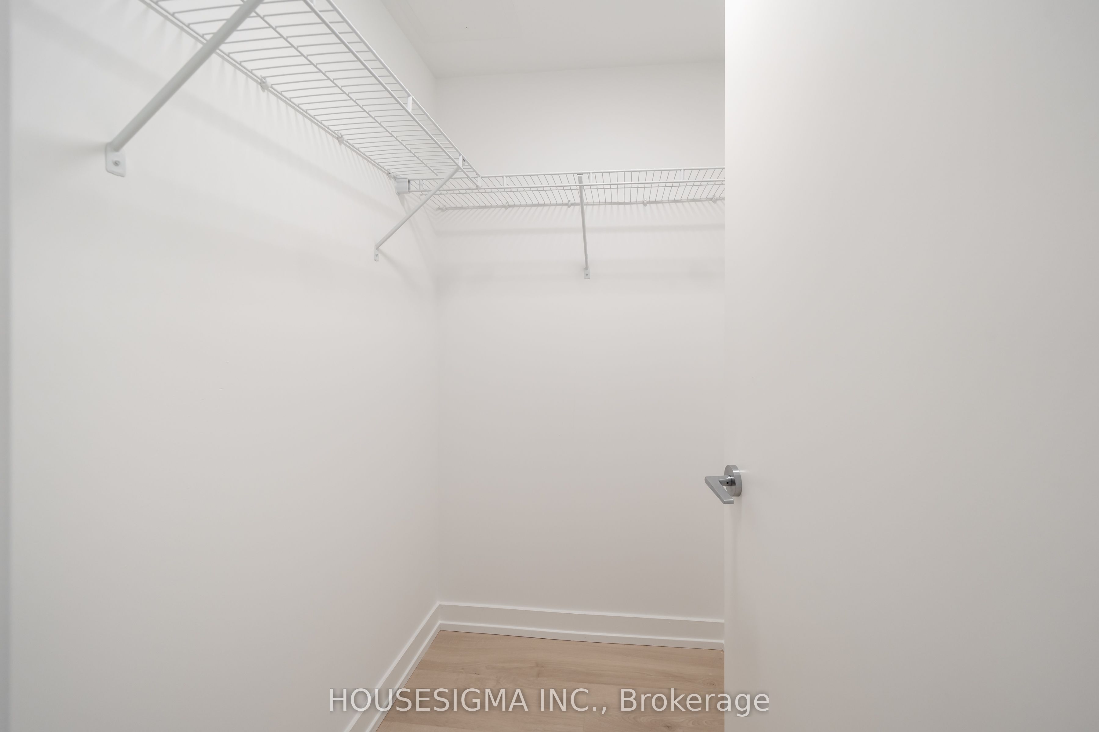 181 Sheppard Avenue E 202 Property Photo 13