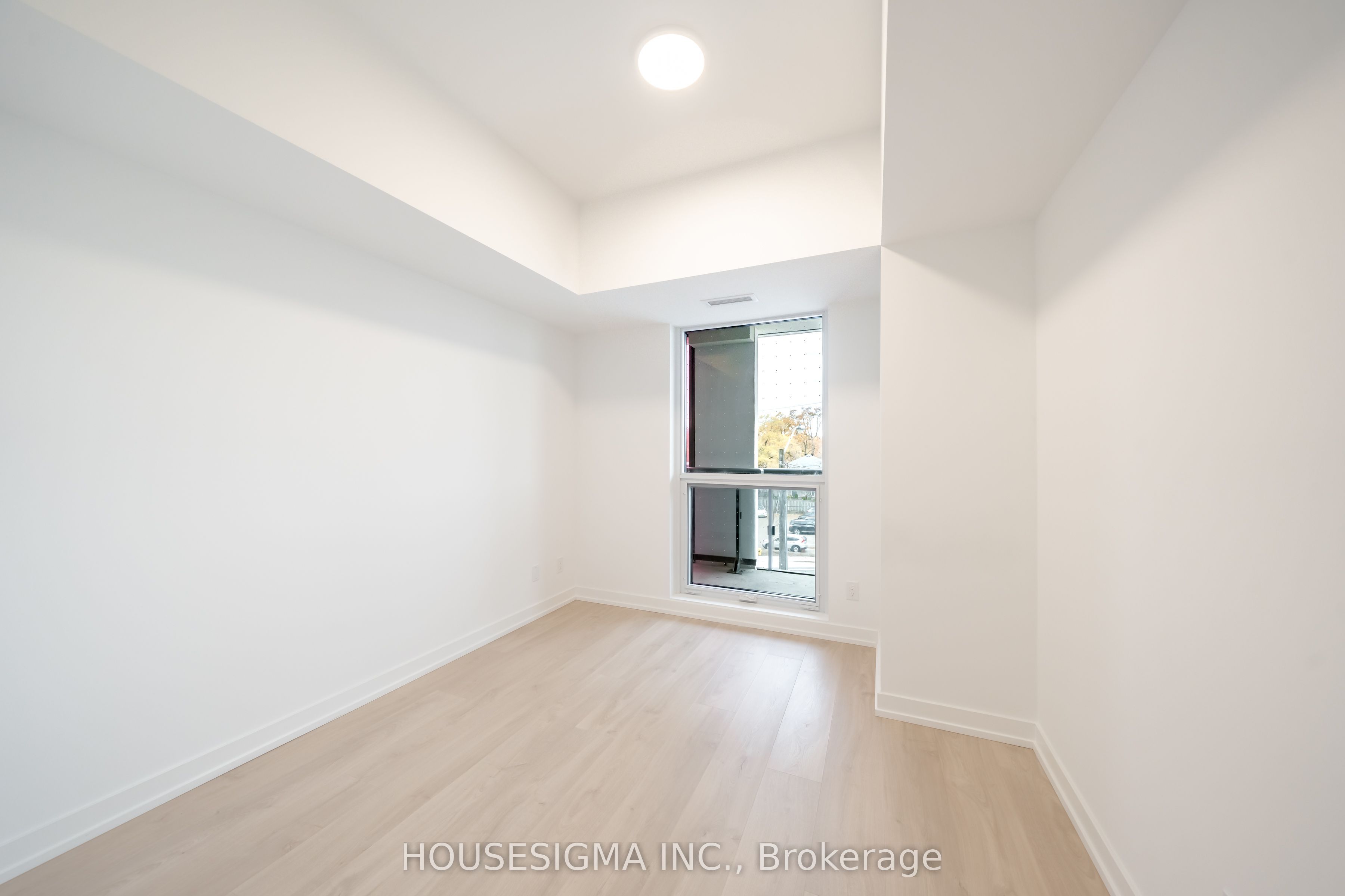 181 Sheppard Avenue E 202 Property Photo 15