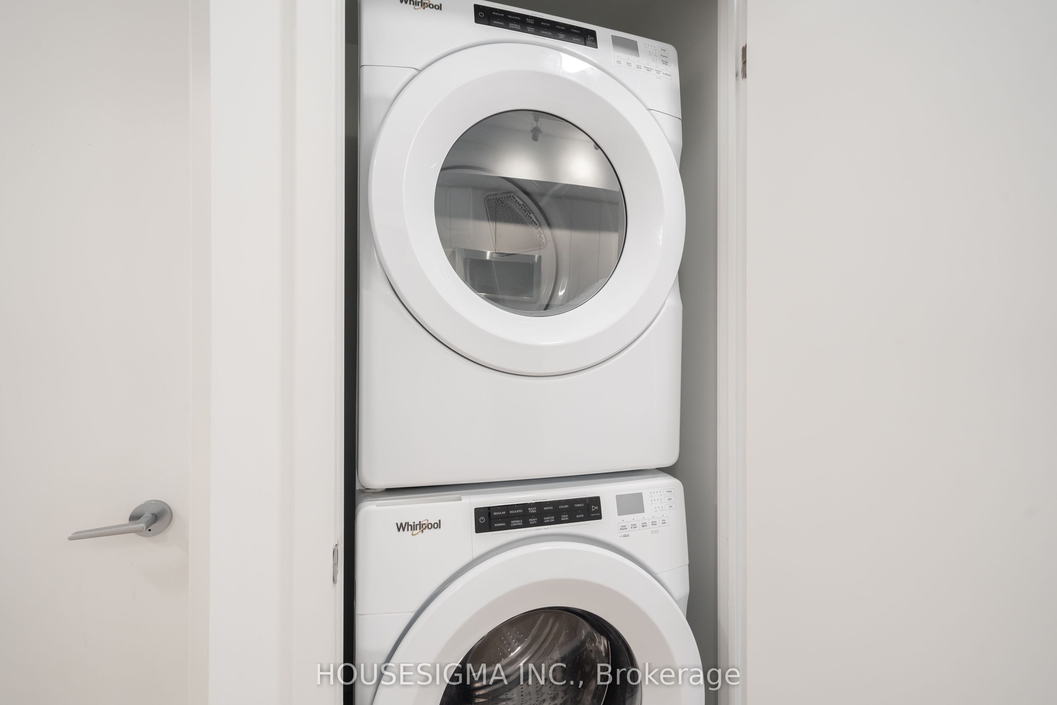 181 Sheppard Avenue E 202 Property Photo 18