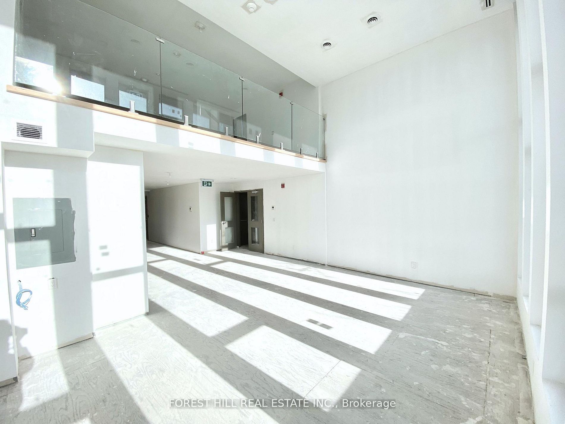 3429 Yonge Street 3 Property Photo 2