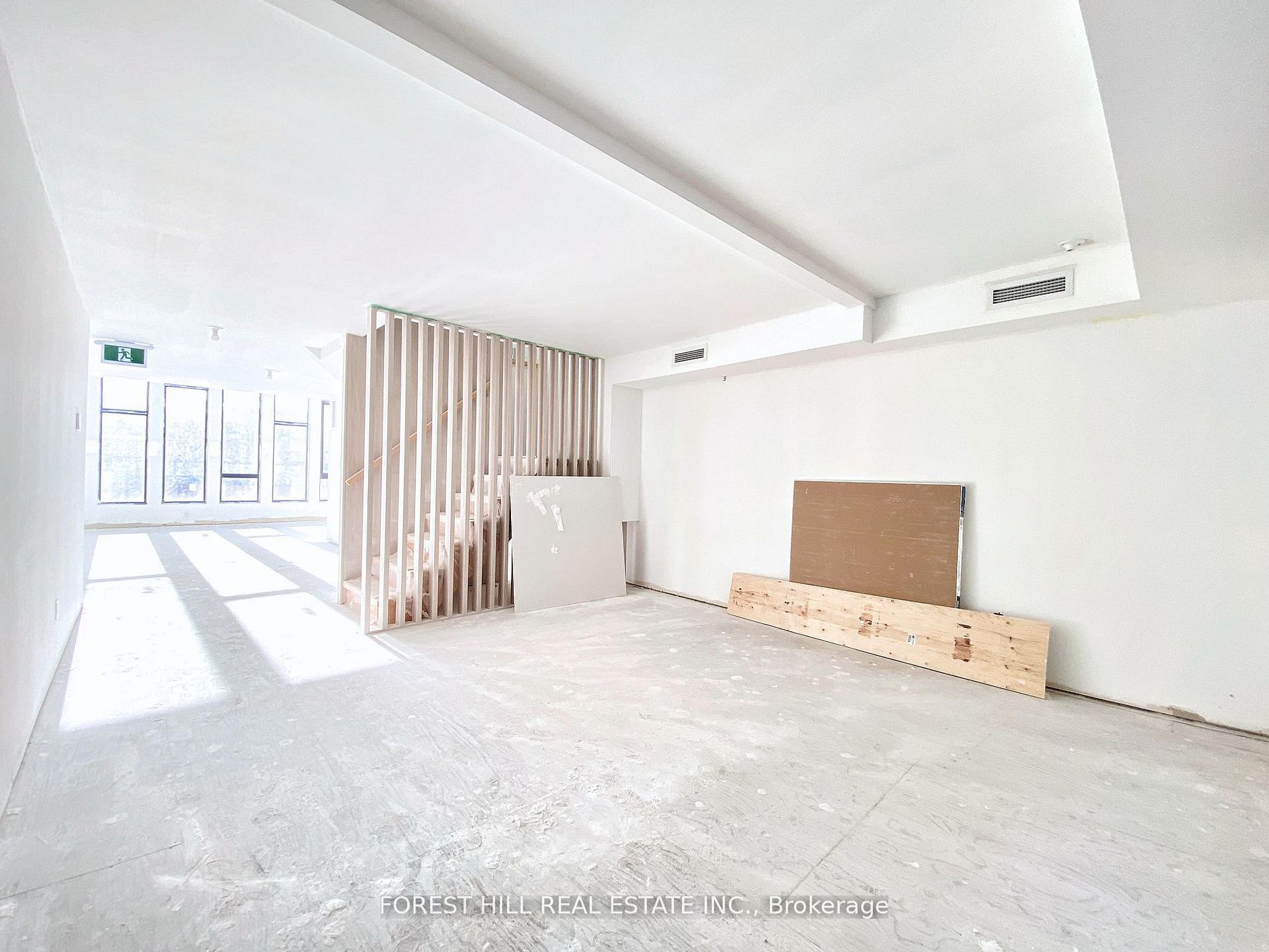 3429 Yonge Street 3 Property Photo 11
