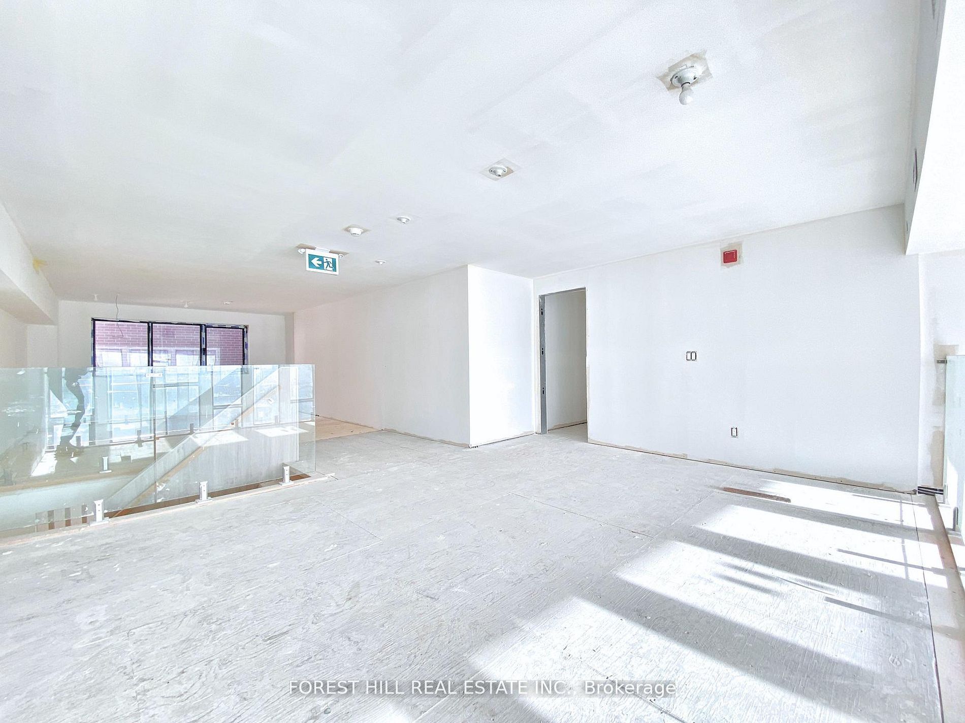 3429 Yonge Street 3 Property Photo 17